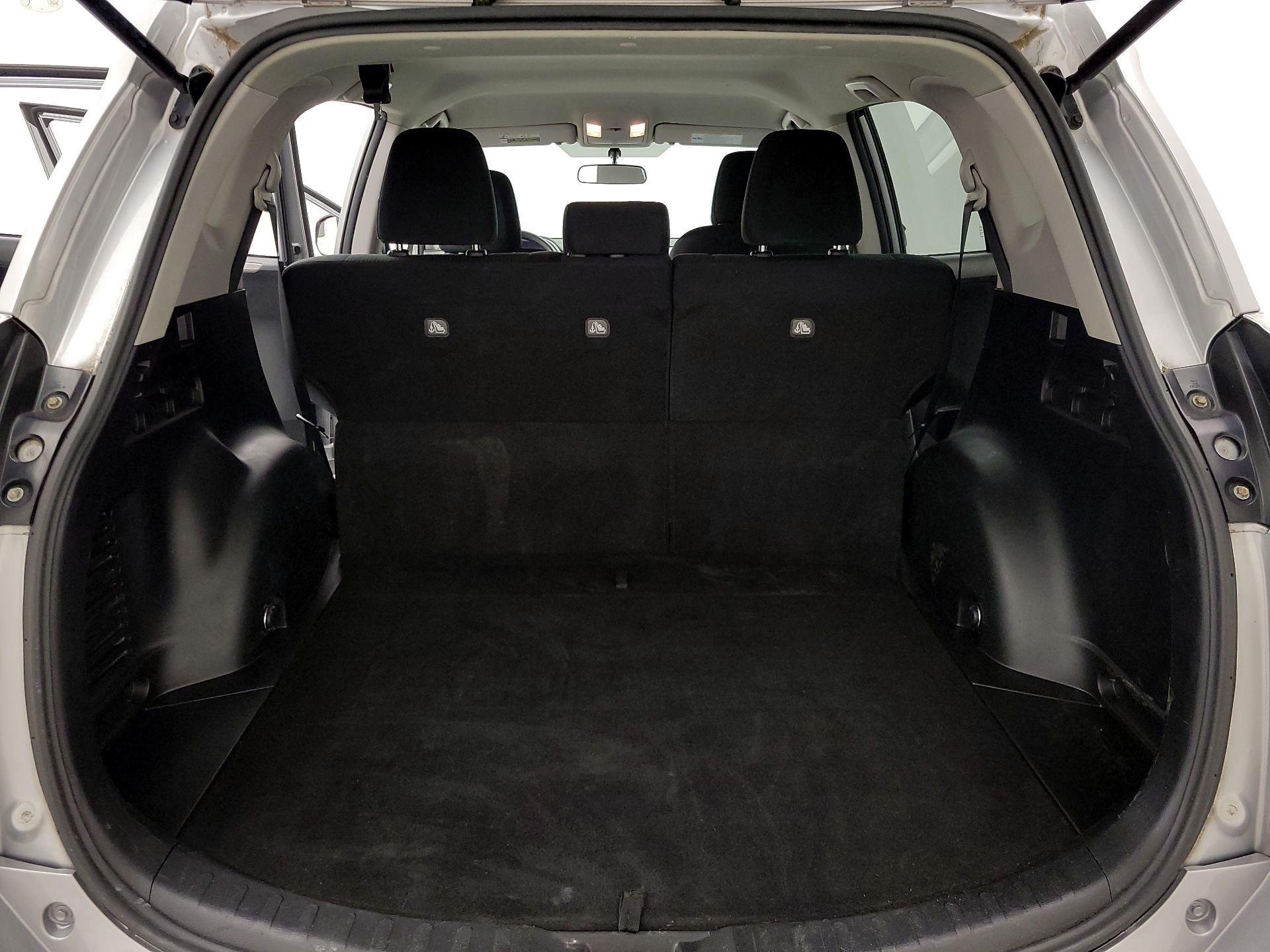 Thumbnail: 2016 Toyota RAV4 - 20