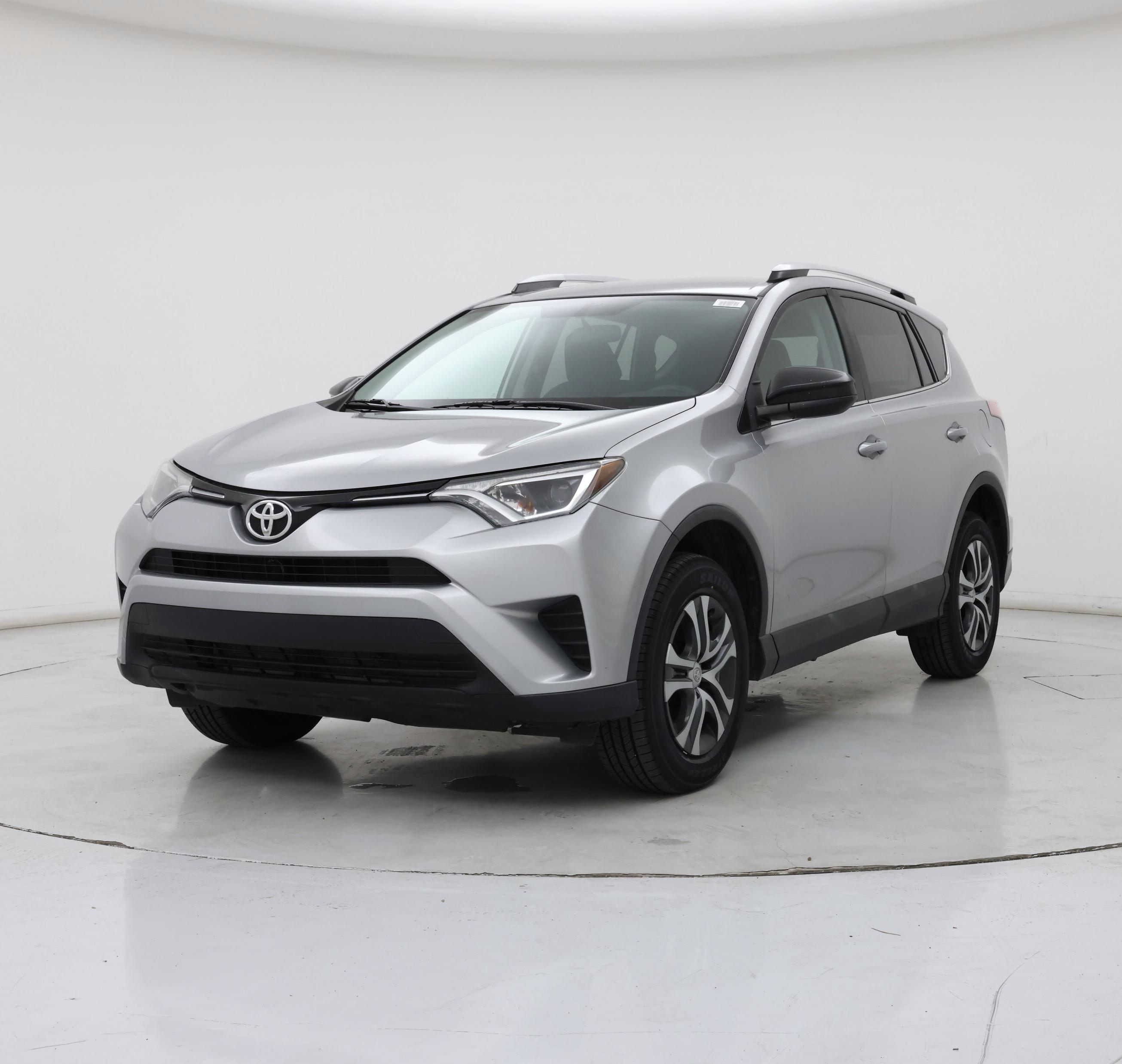 Thumbnail: 2016 Toyota RAV4 - 4