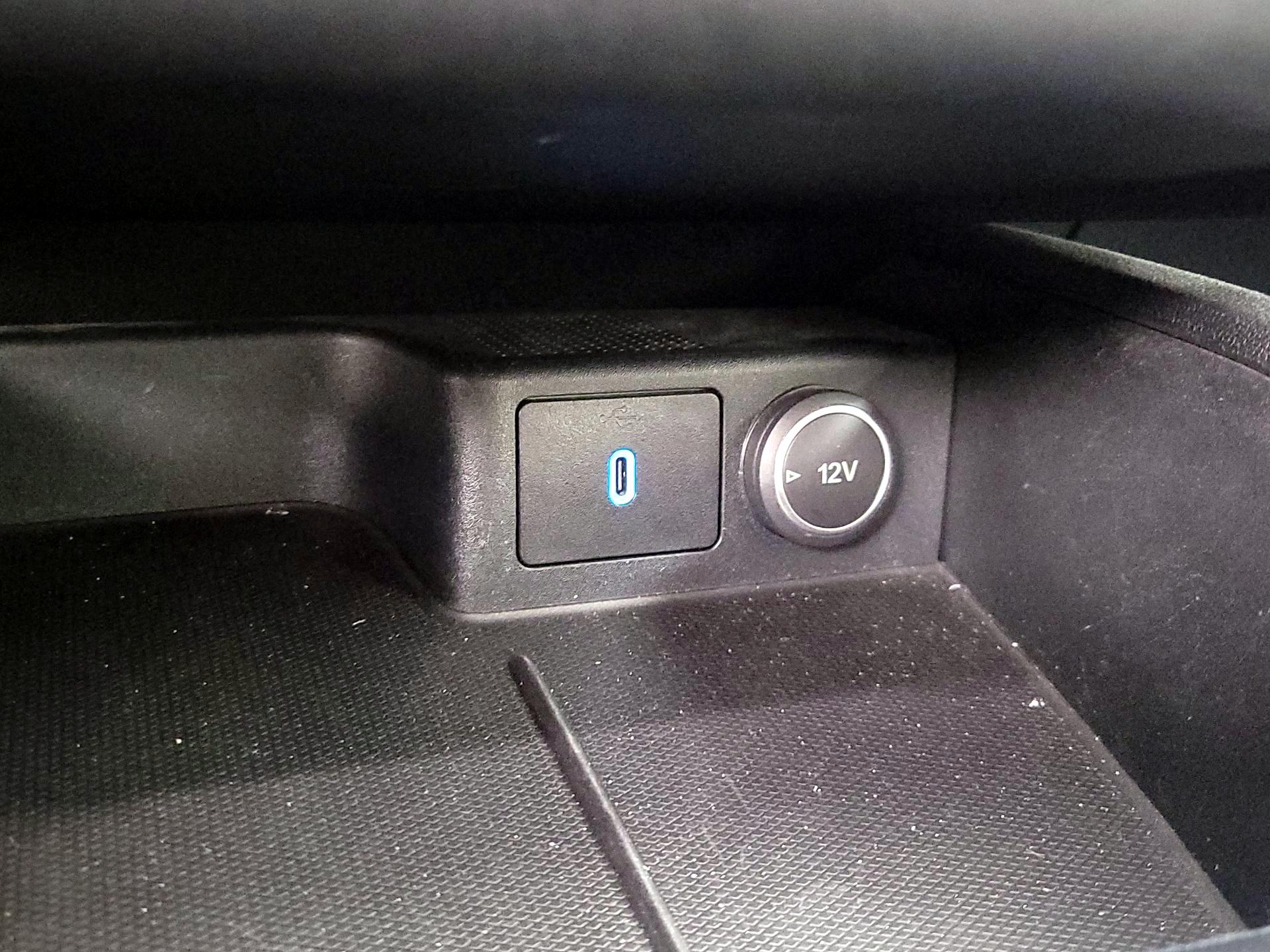 Thumbnail: 2020 Ford Escape - 18