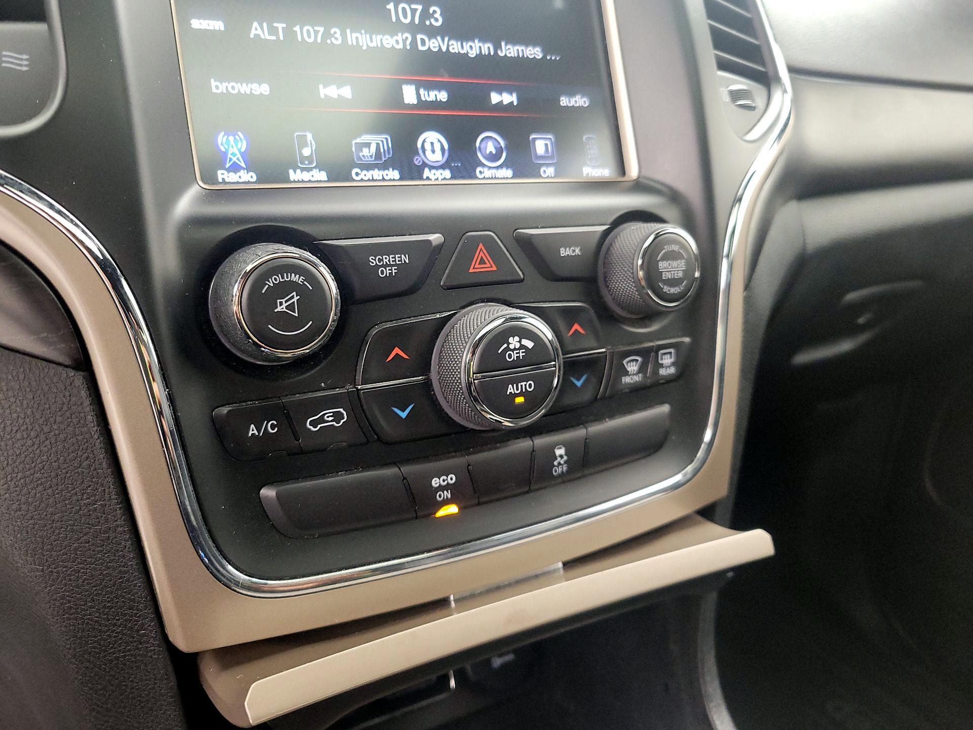 Thumbnail: 2015 Jeep Grand Cherokee - 15