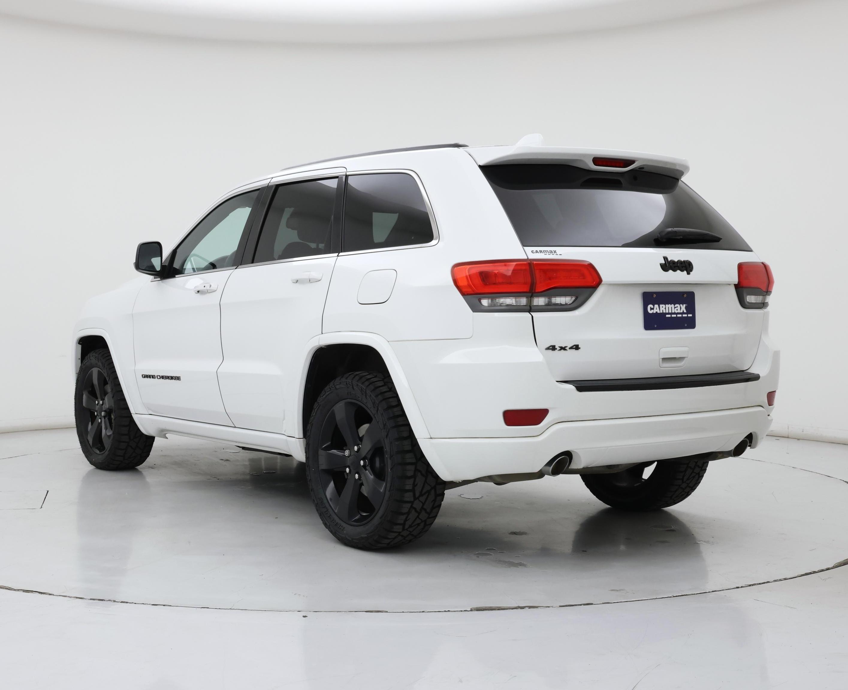 Thumbnail: 2015 Jeep Grand Cherokee - 2