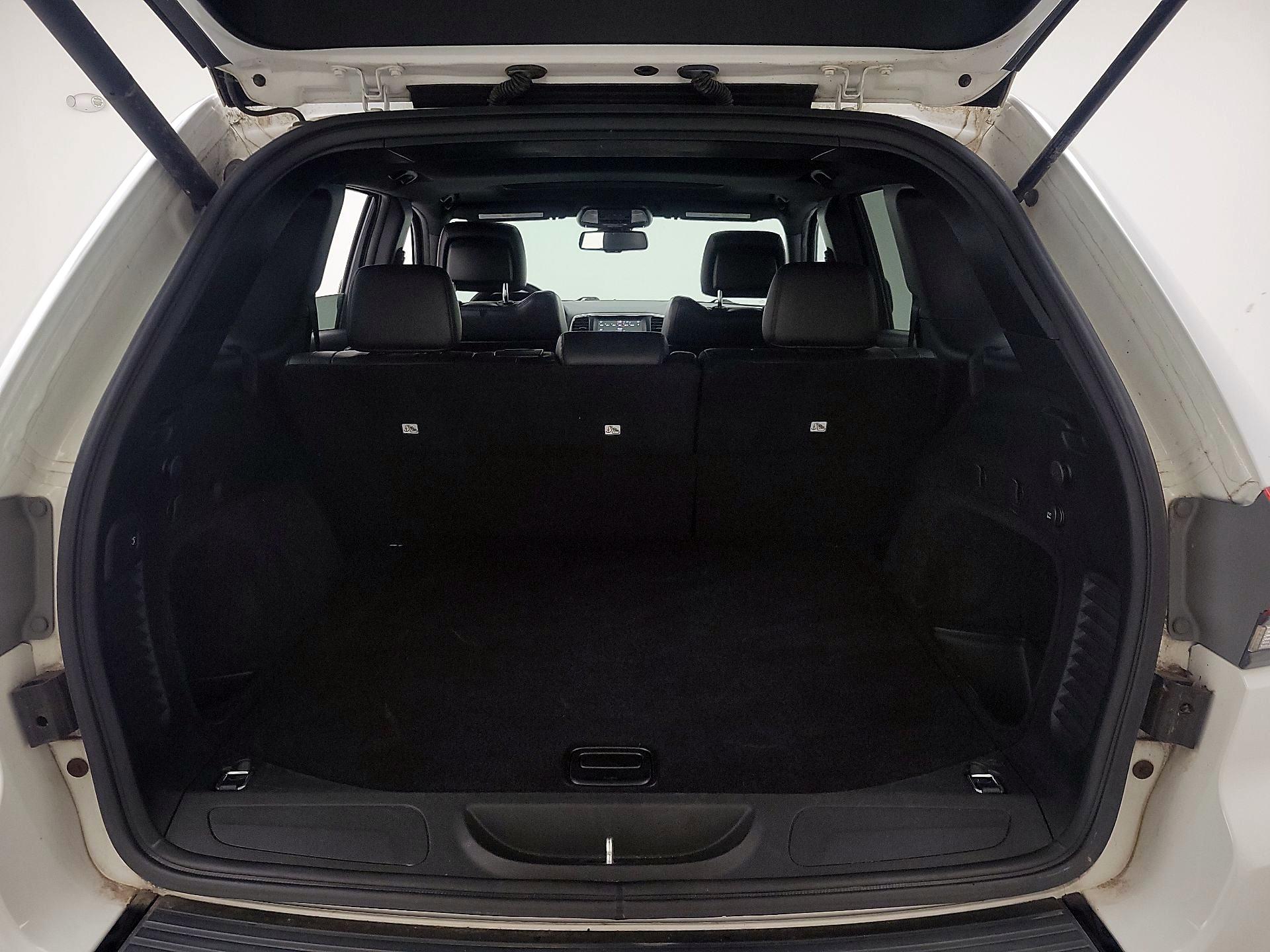 Thumbnail: 2015 Jeep Grand Cherokee - 20