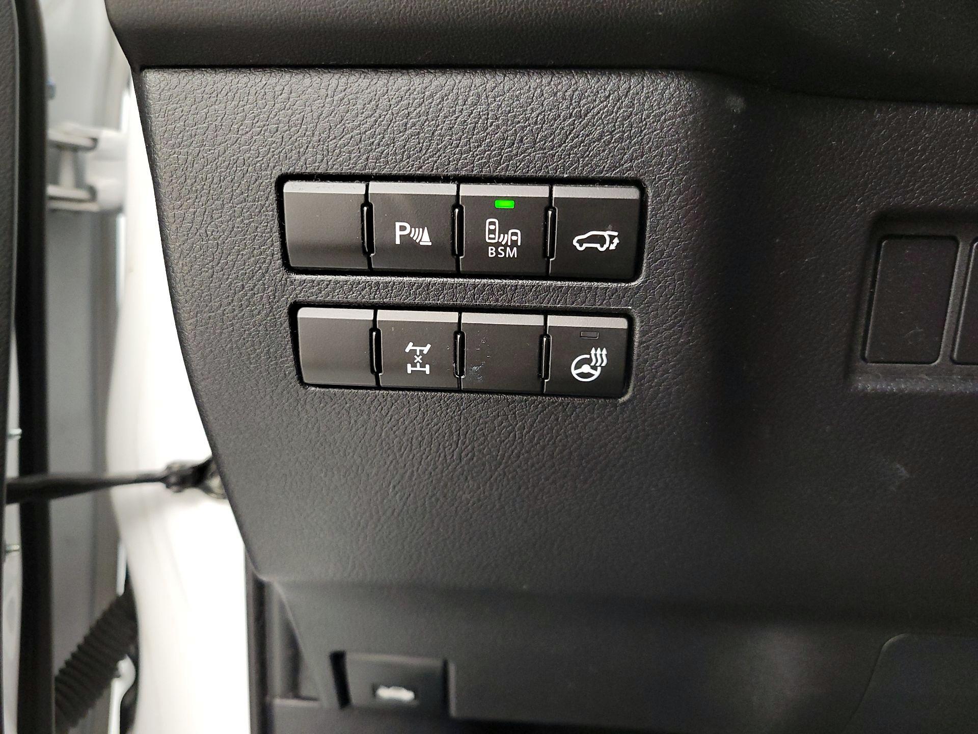 Thumbnail: 2016 Lexus NX - 13