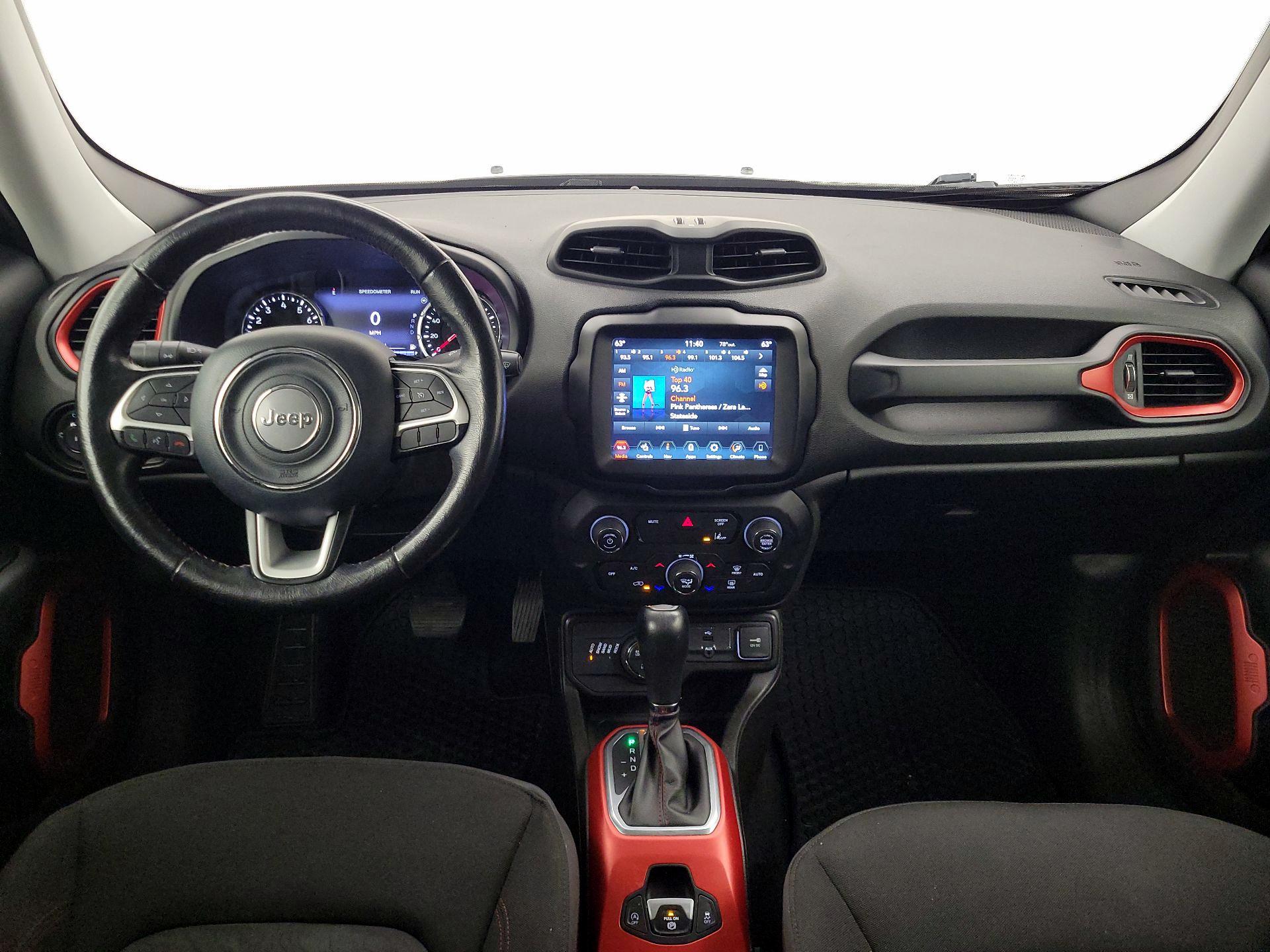 Thumbnail: 2021 Jeep Renegade - 9