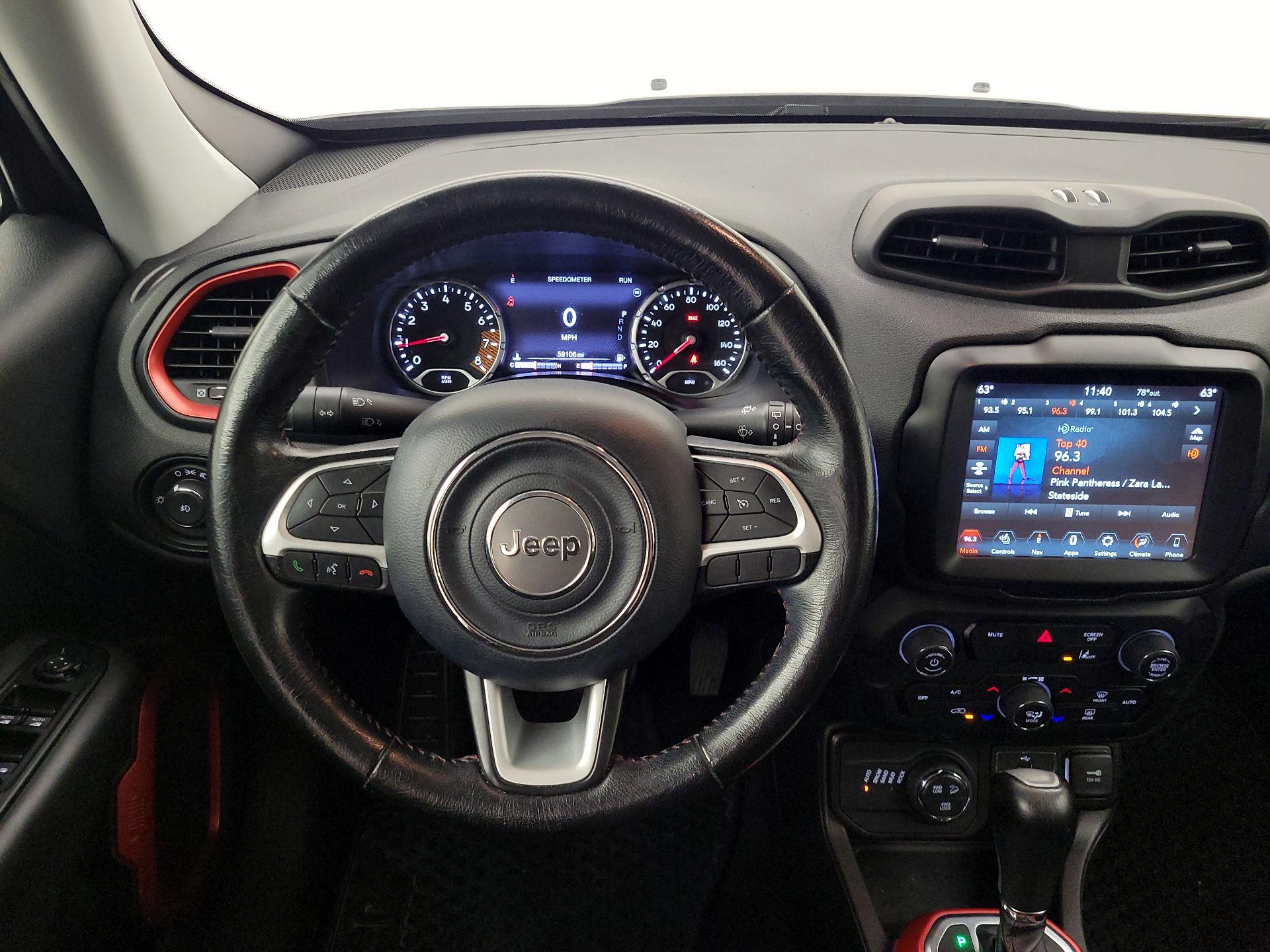 Thumbnail: 2021 Jeep Renegade - 10