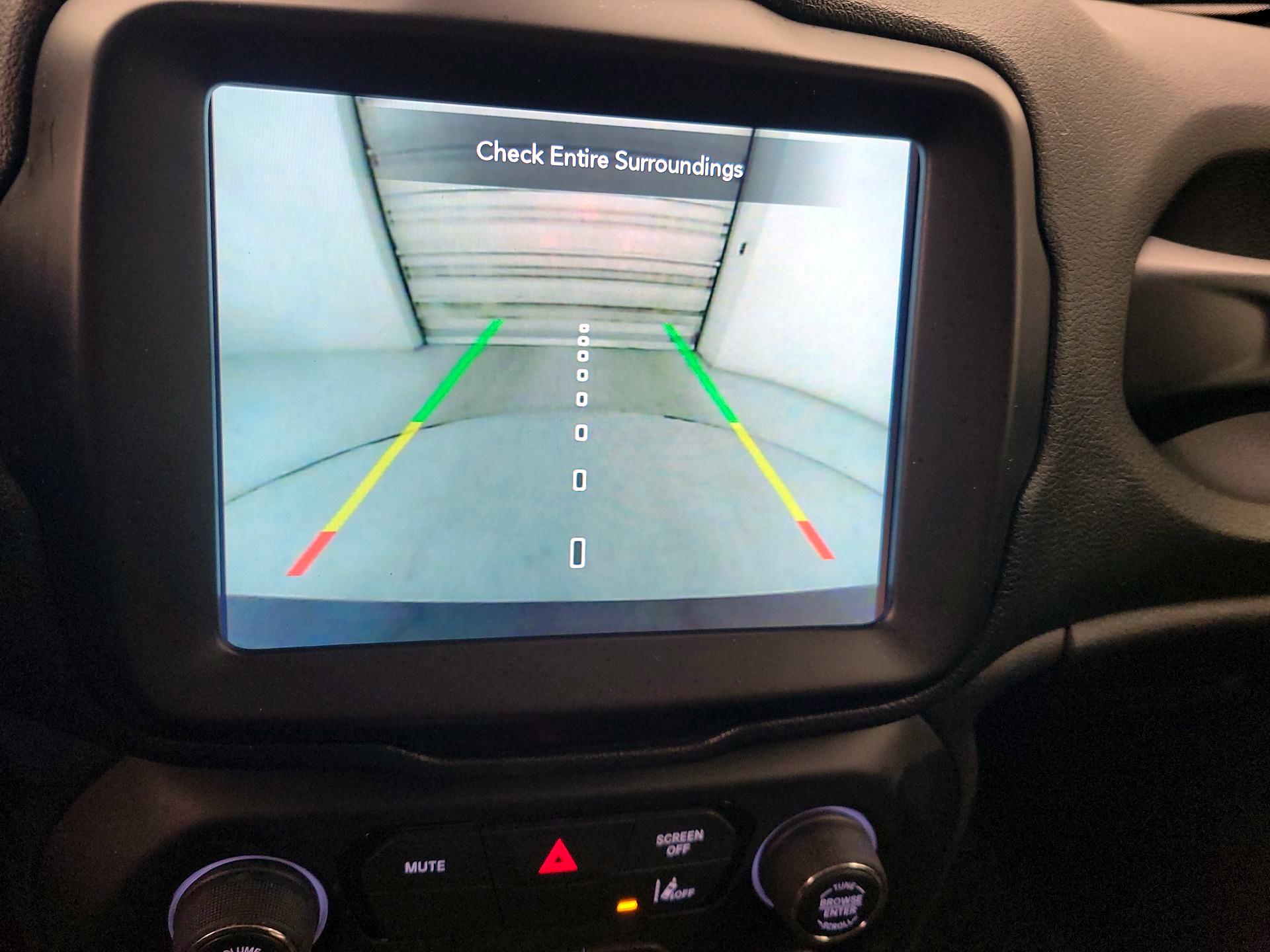 Thumbnail: 2021 Jeep Renegade - 15