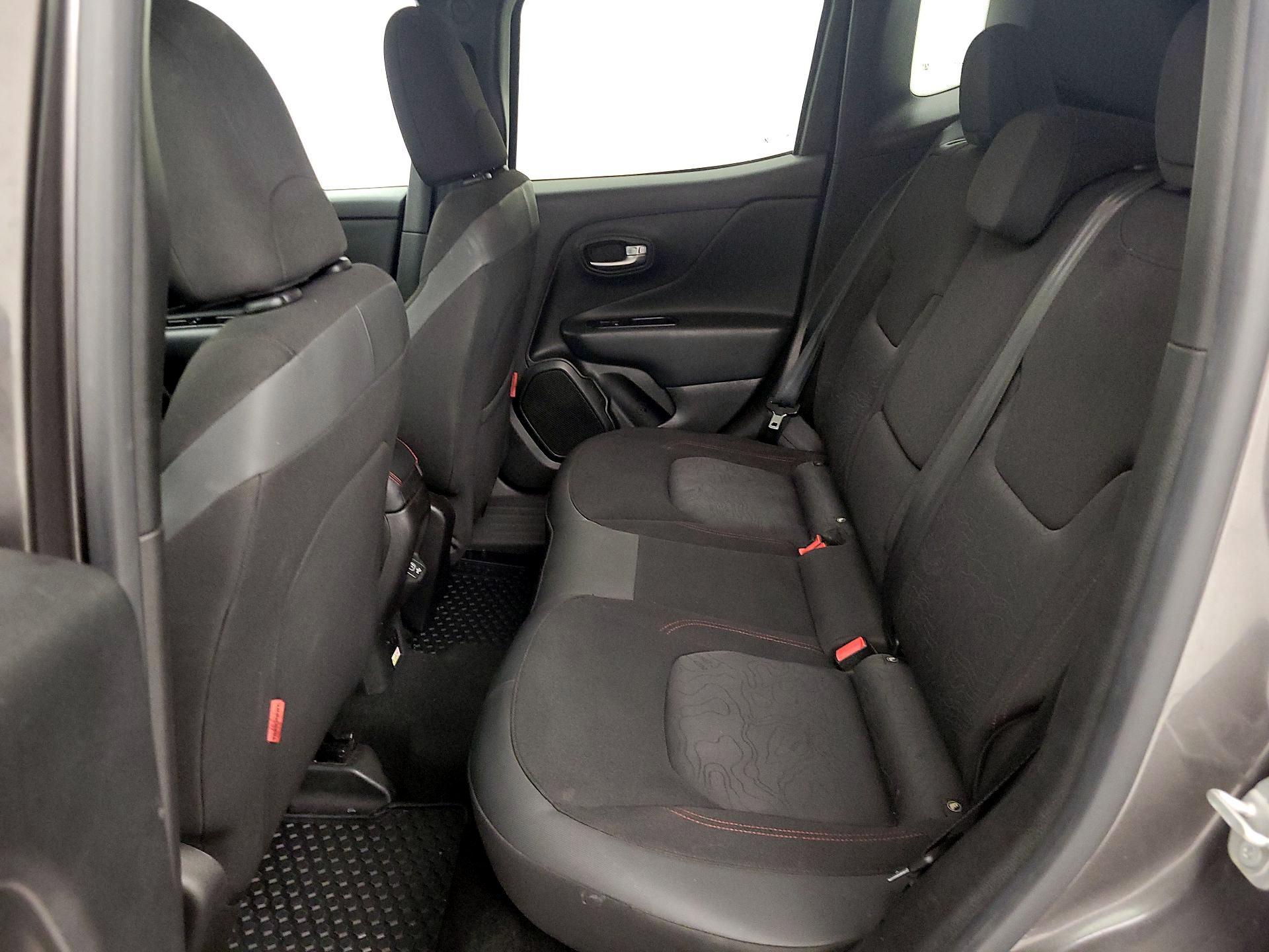 Thumbnail: 2021 Jeep Renegade - 20