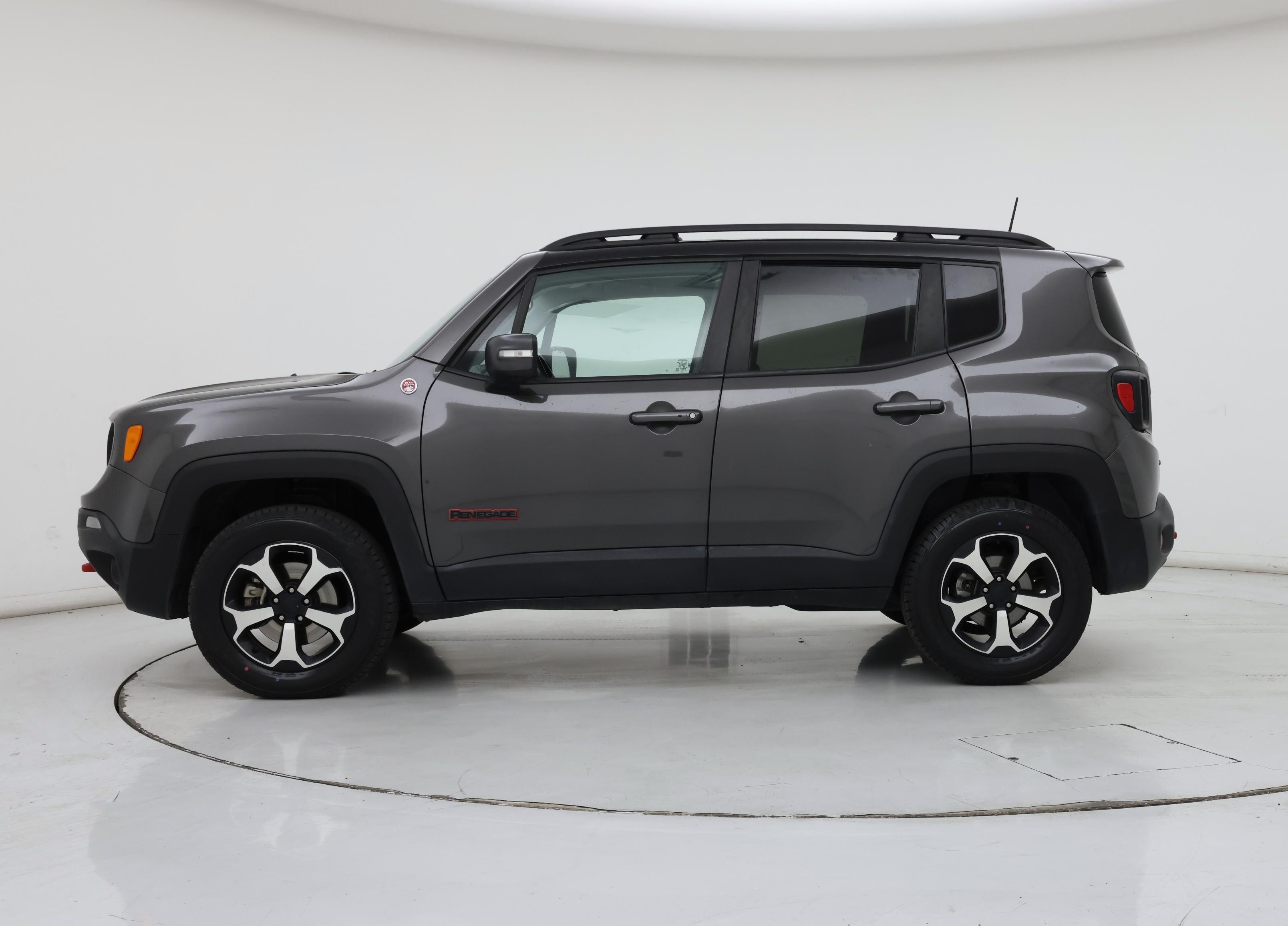 Thumbnail: 2021 Jeep Renegade - 3