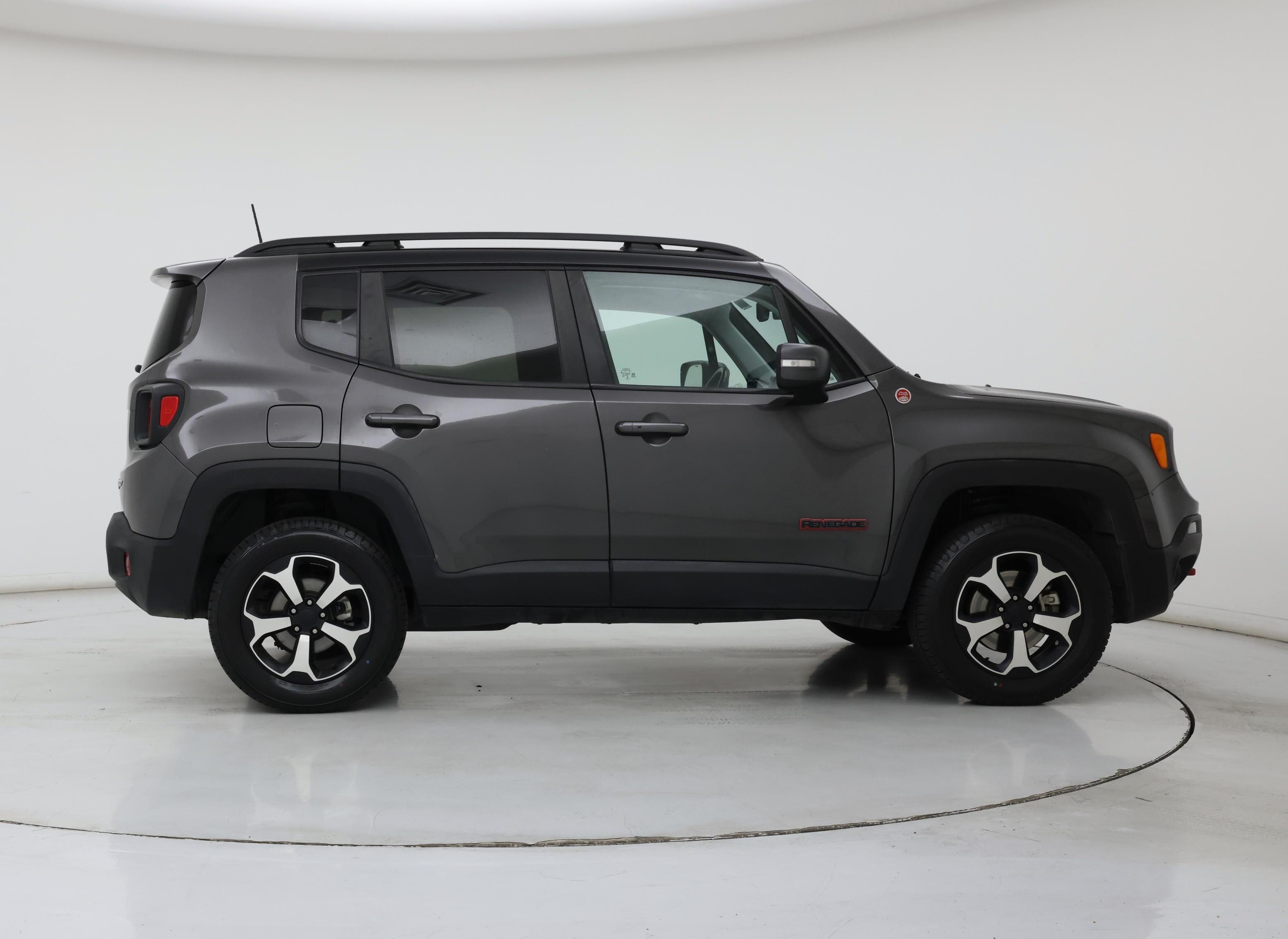 Thumbnail: 2021 Jeep Renegade - 7