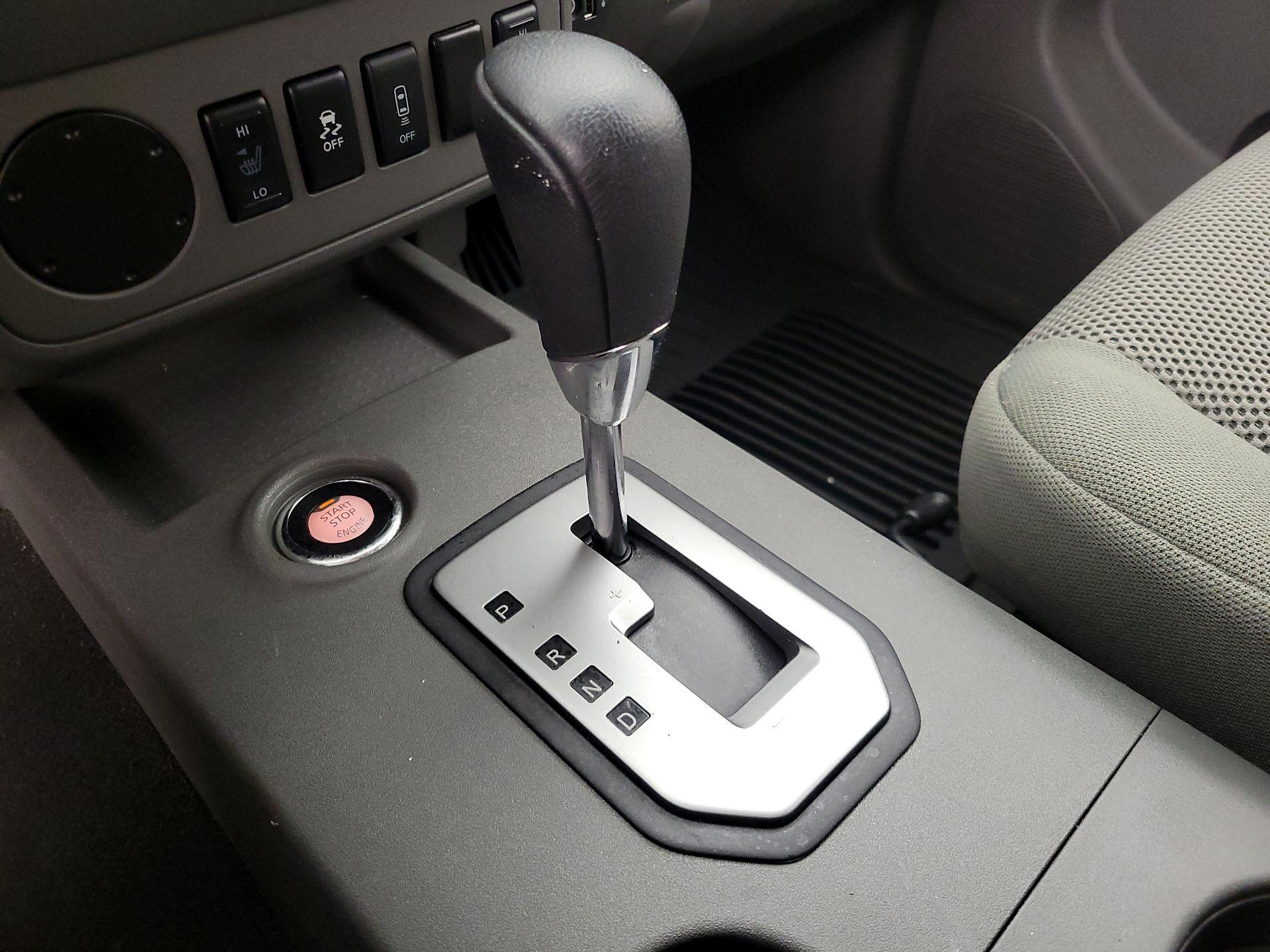 Thumbnail: 2021 Nissan Frontier - 17