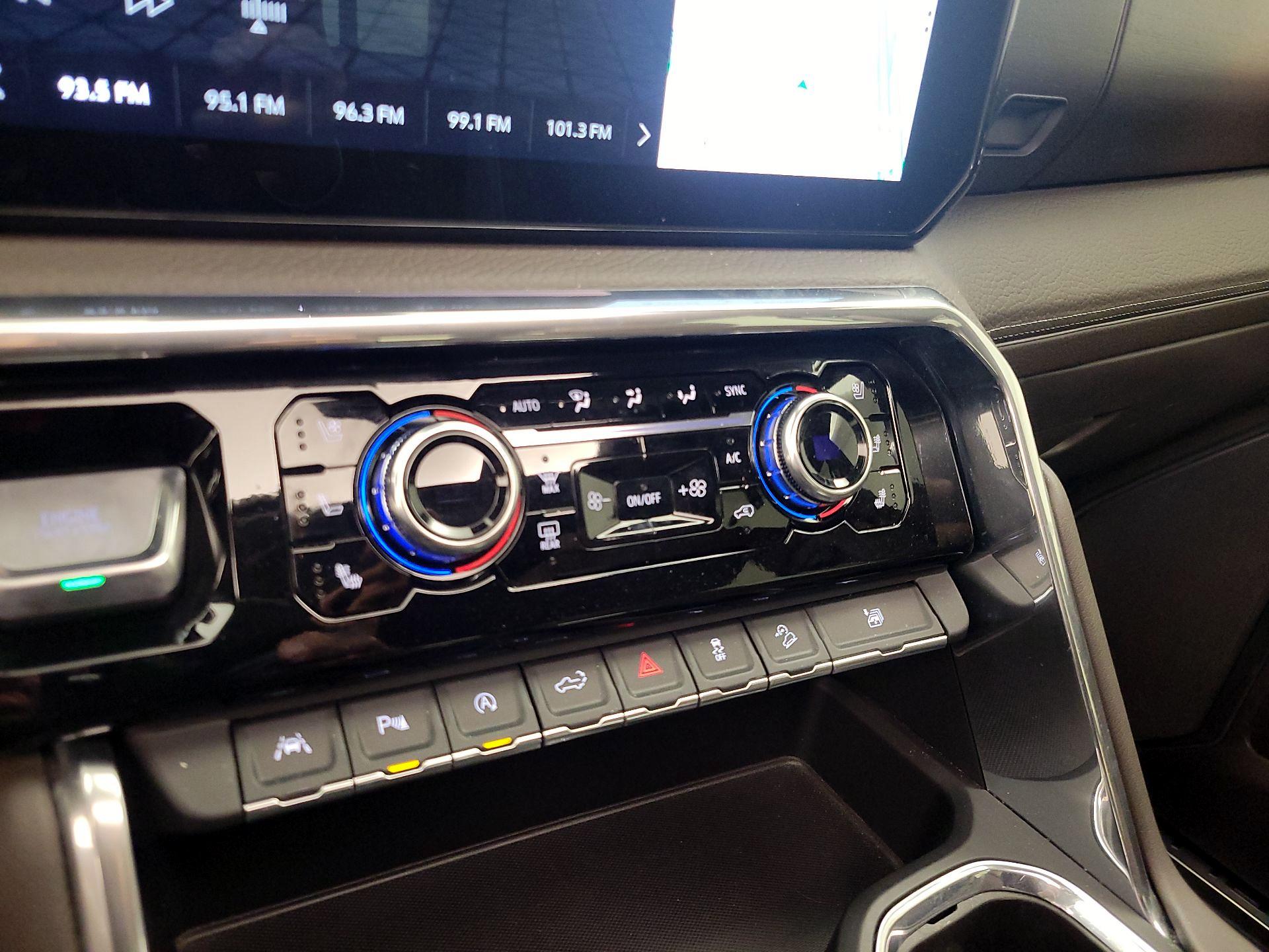 Thumbnail: 2024 GMC Sierra 1500 - 17