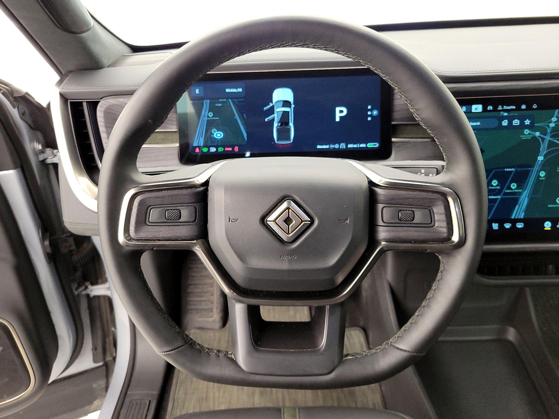 Thumbnail: 2025 Rivian R1T - 9