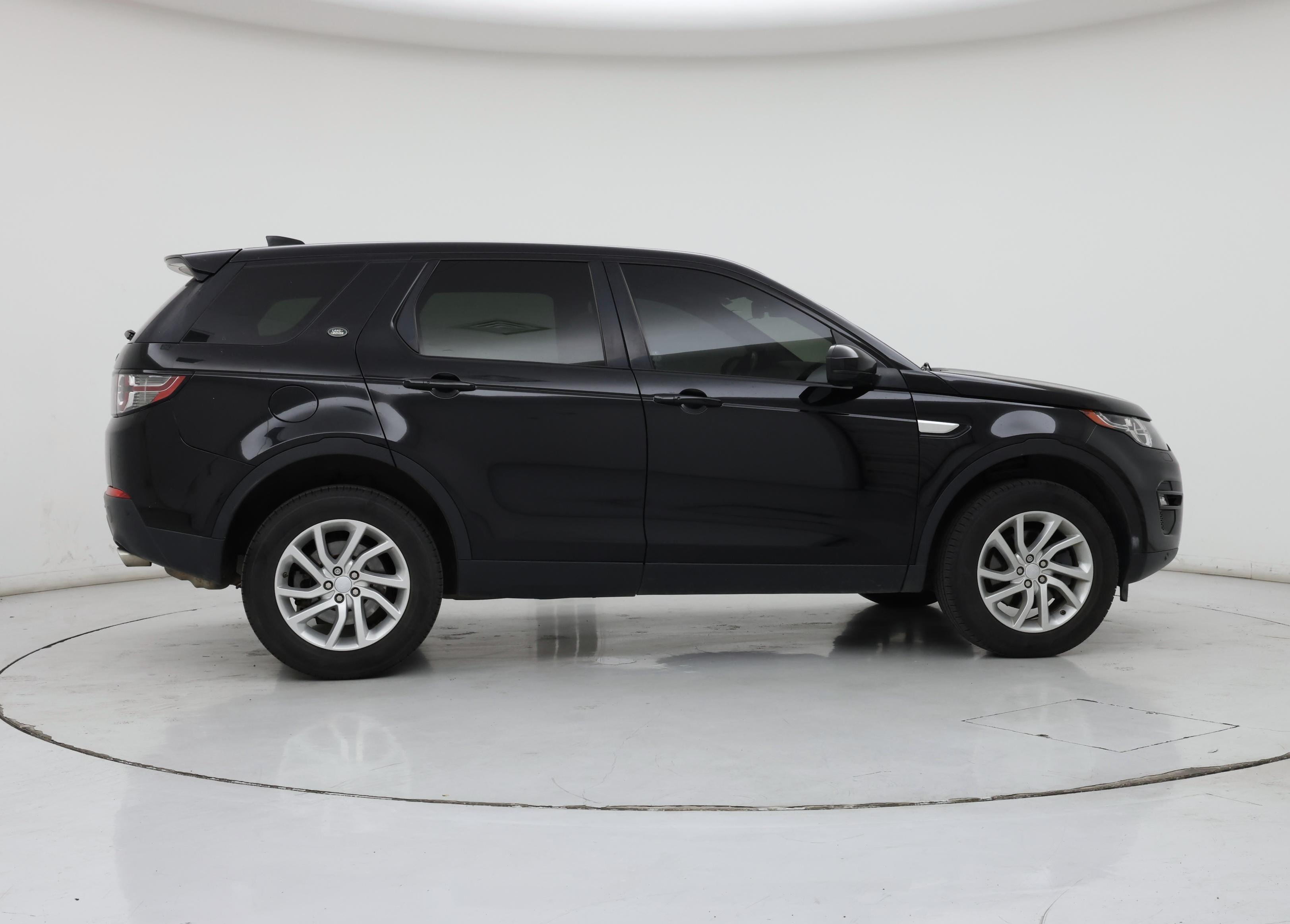 Thumbnail: 2019 Land Rover Discovery Sport - 7