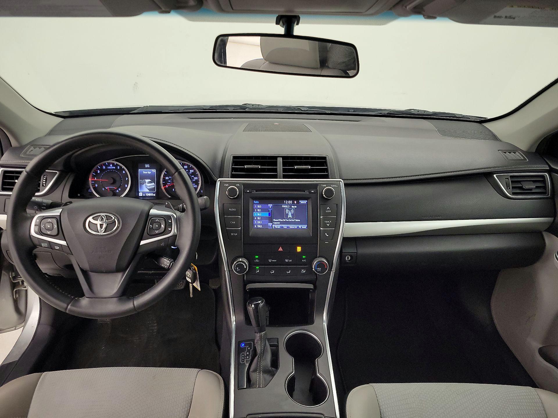 Thumbnail: 2017 Toyota Camry - 9