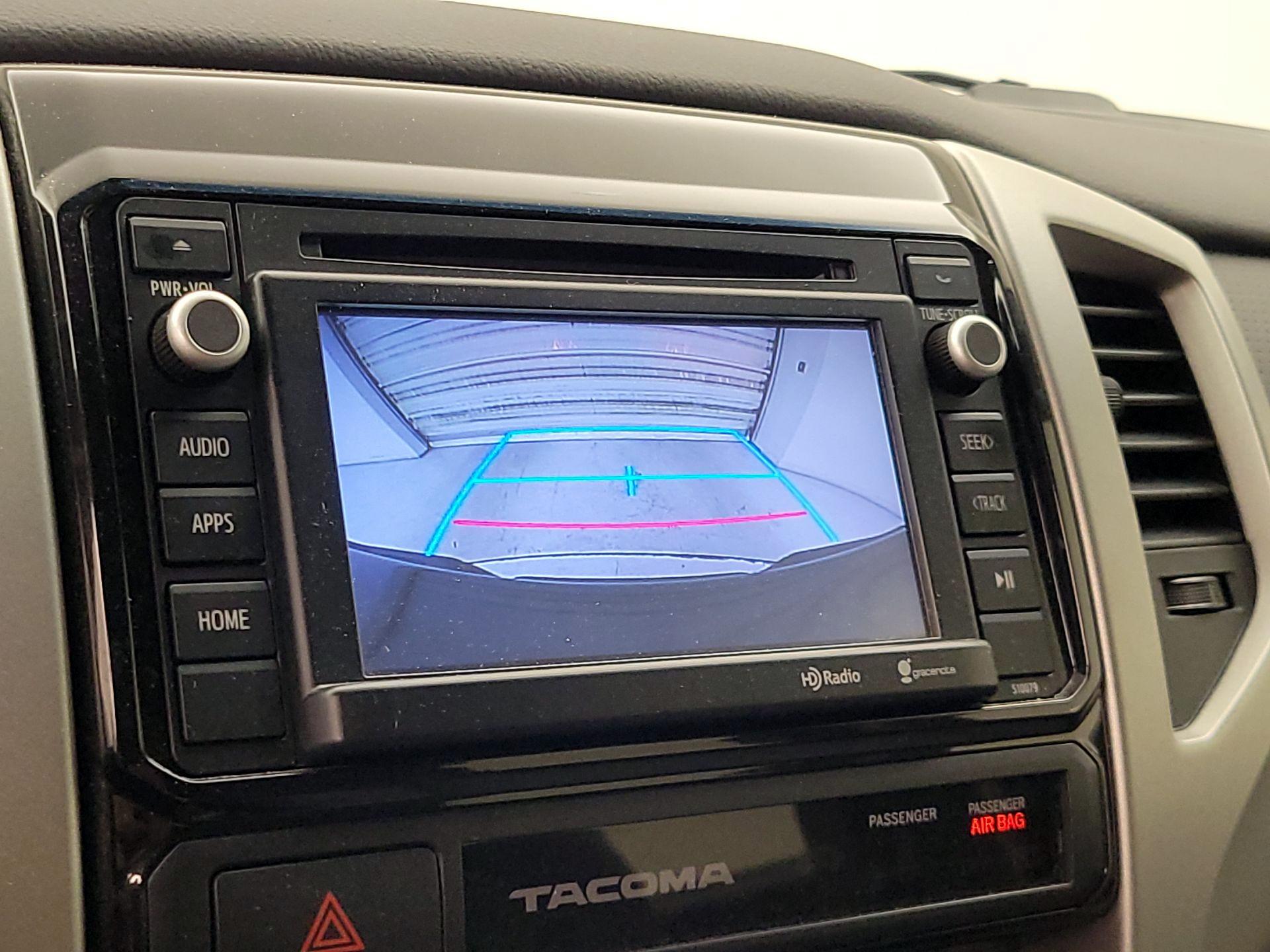 Thumbnail: 2015 Toyota Tacoma - 14