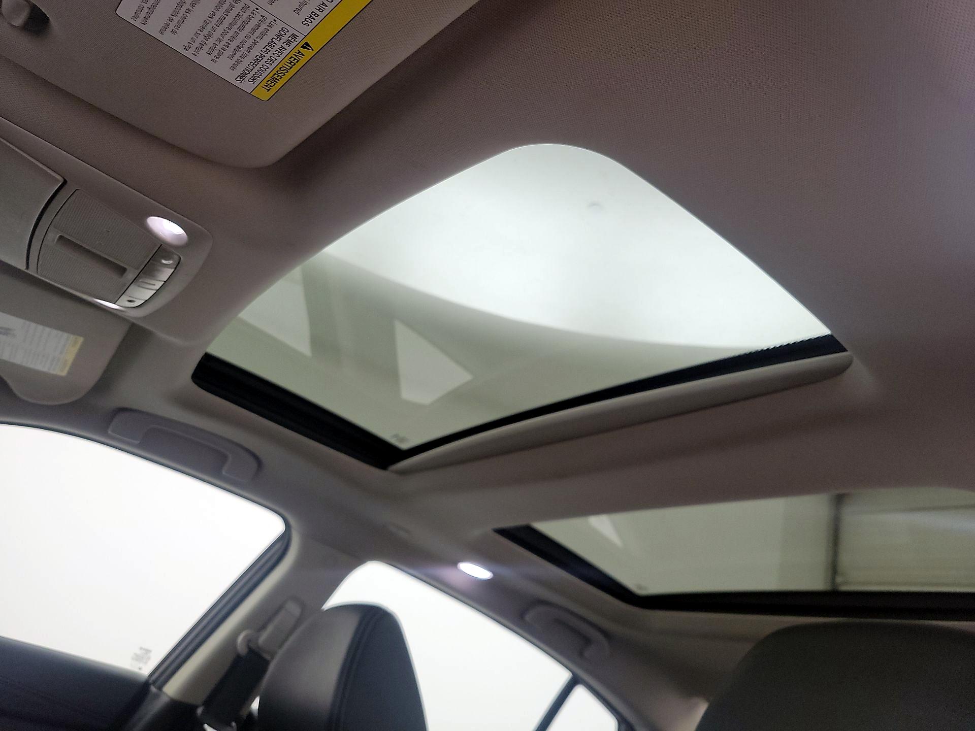 Thumbnail: 2018 Nissan Maxima - 20