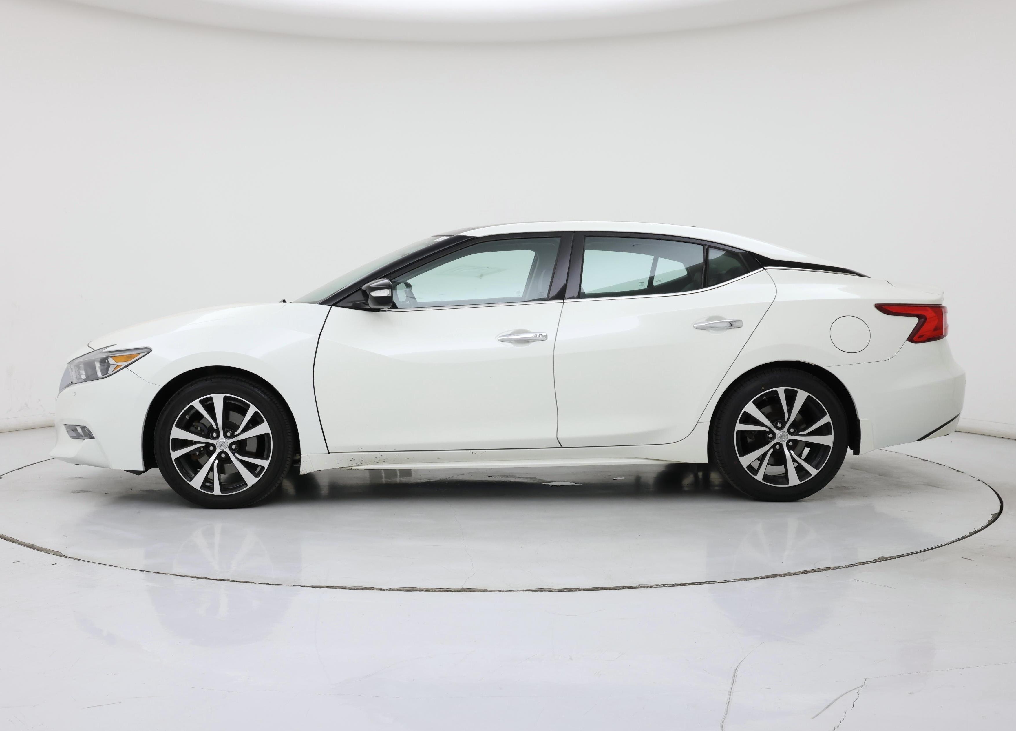 Thumbnail: 2018 Nissan Maxima - 3