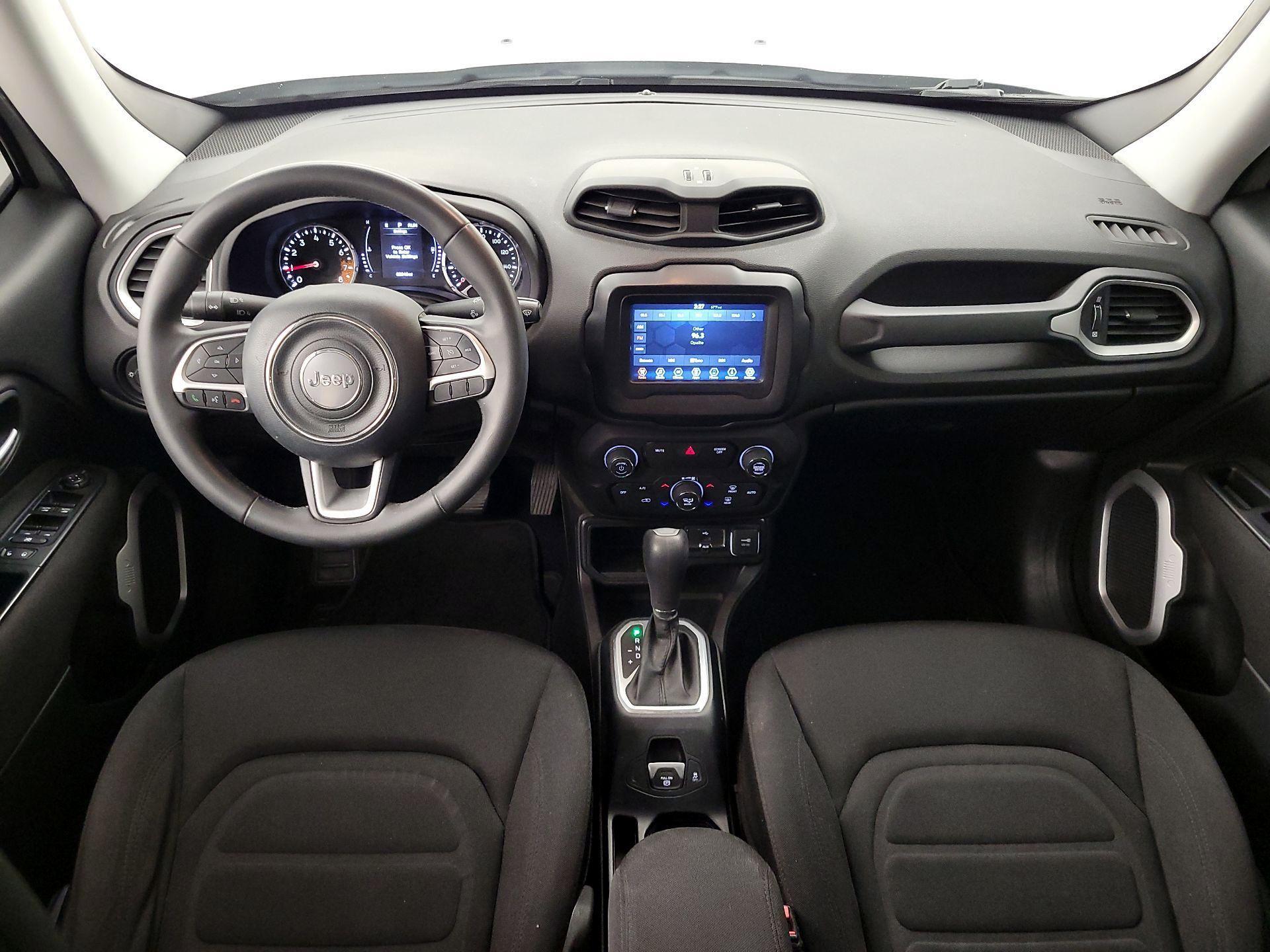 Thumbnail: 2018 Jeep Renegade - 9