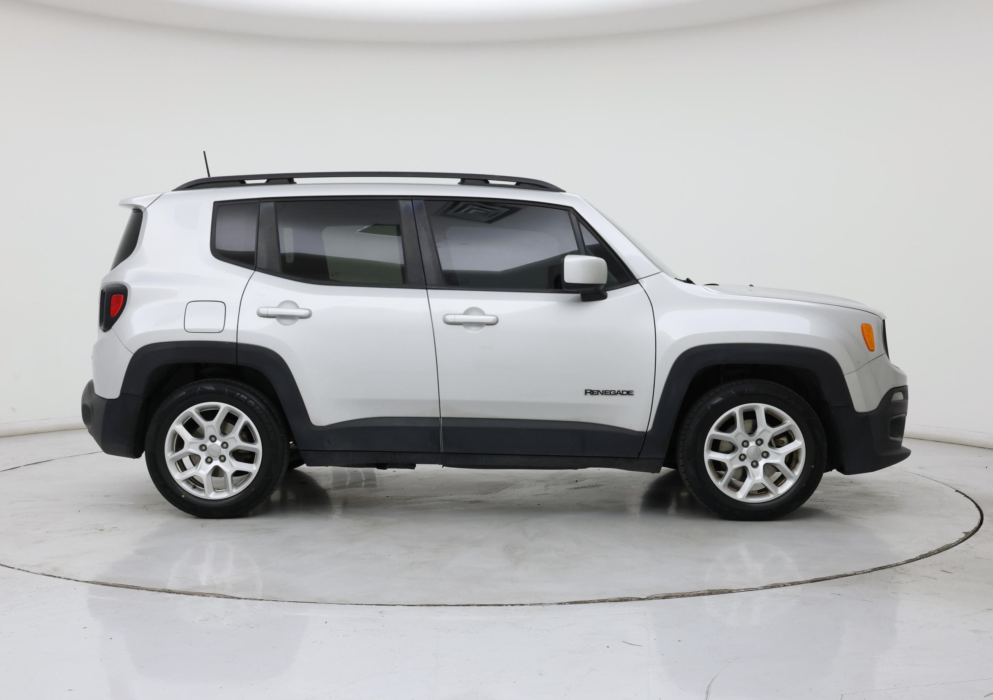 Thumbnail: 2018 Jeep Renegade - 7