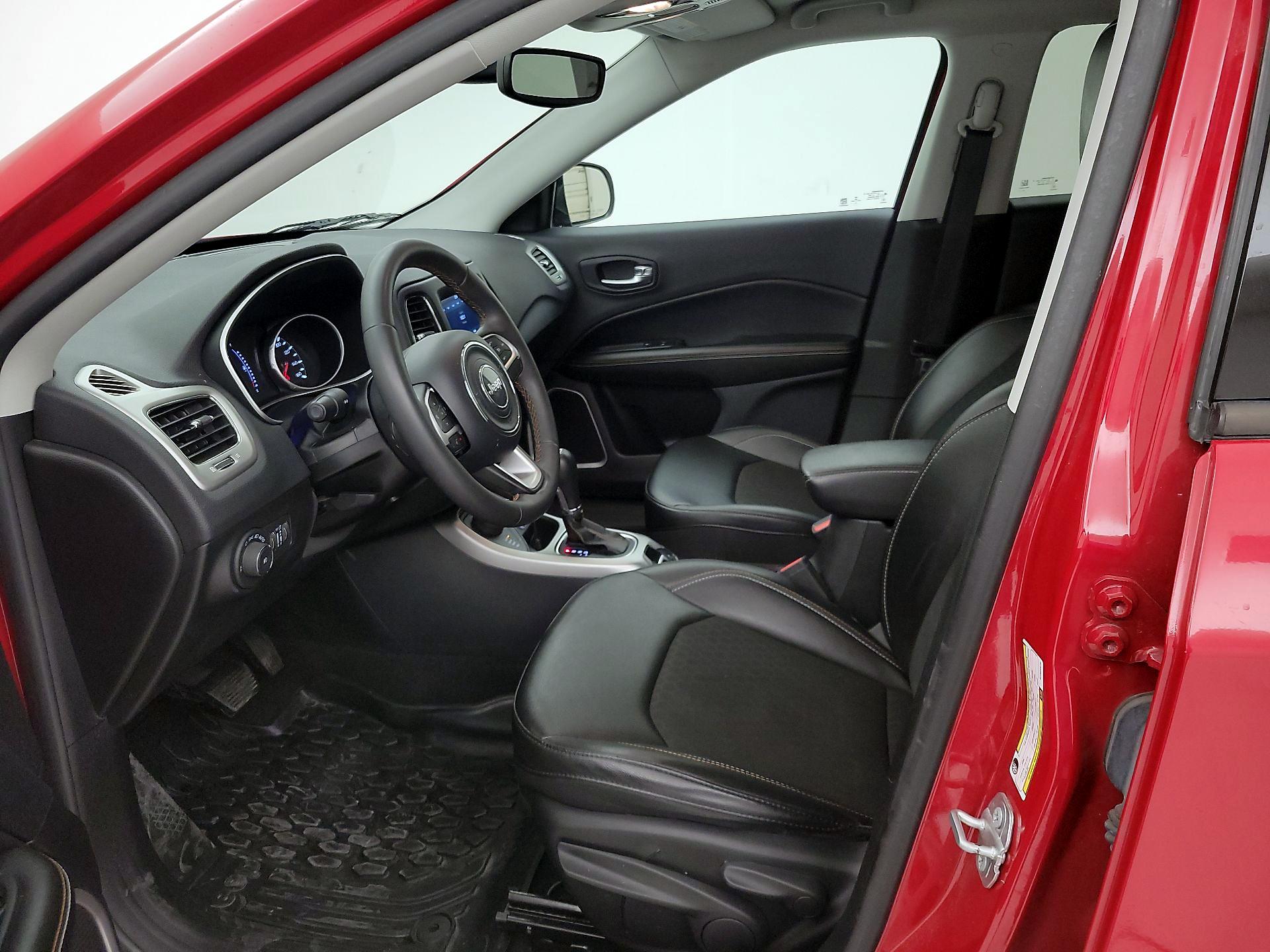 Thumbnail: 2021 Jeep Compass - 11