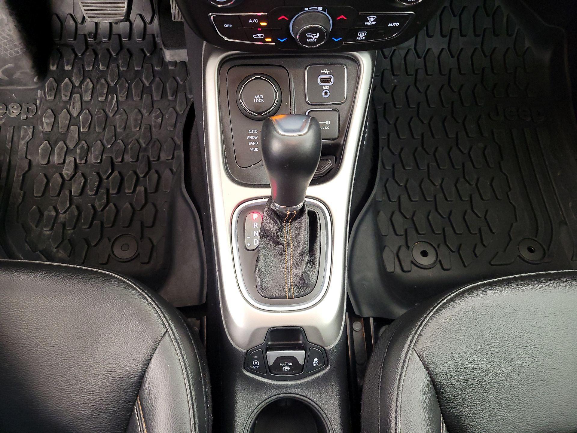 Thumbnail: 2021 Jeep Compass - 17