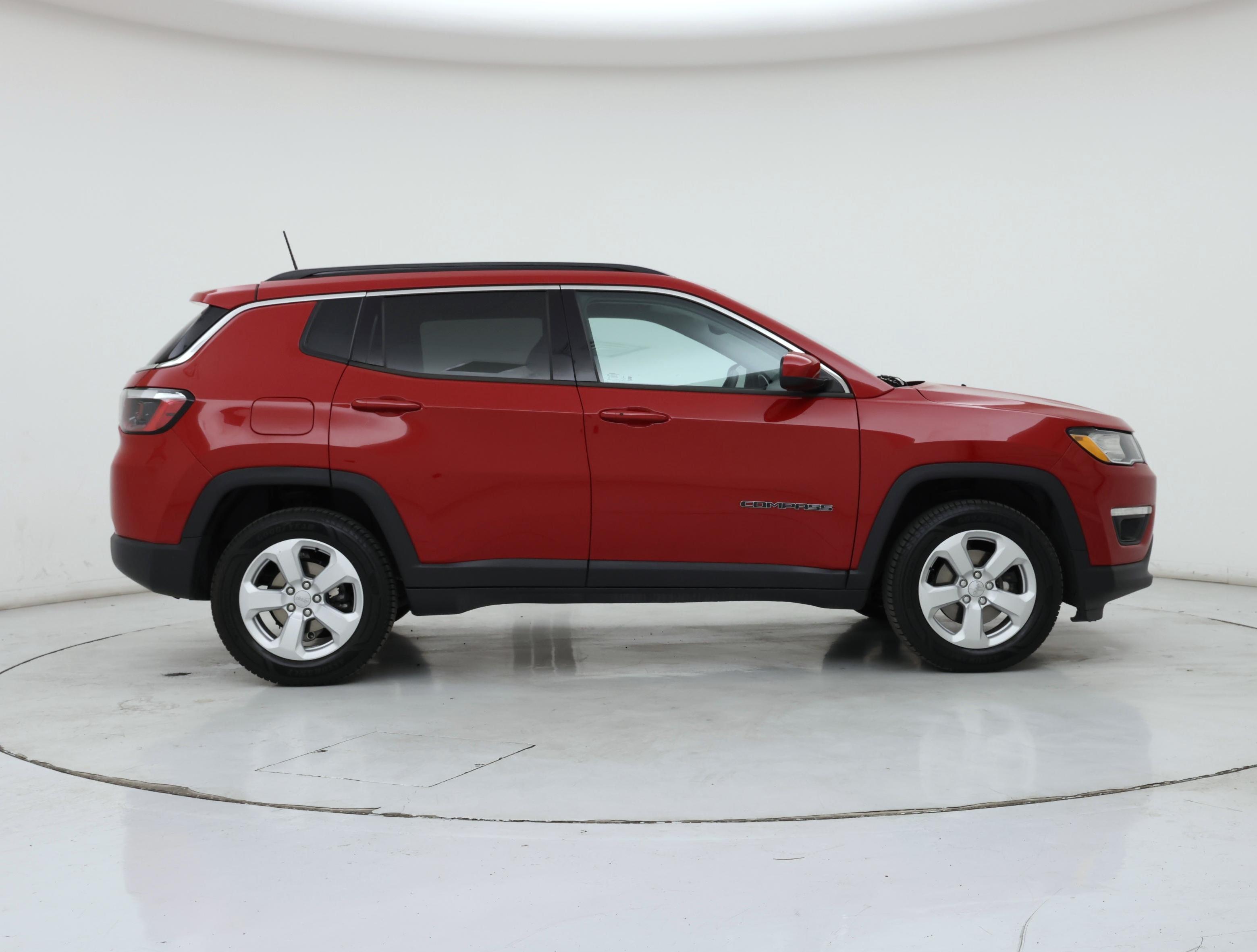Thumbnail: 2021 Jeep Compass - 7