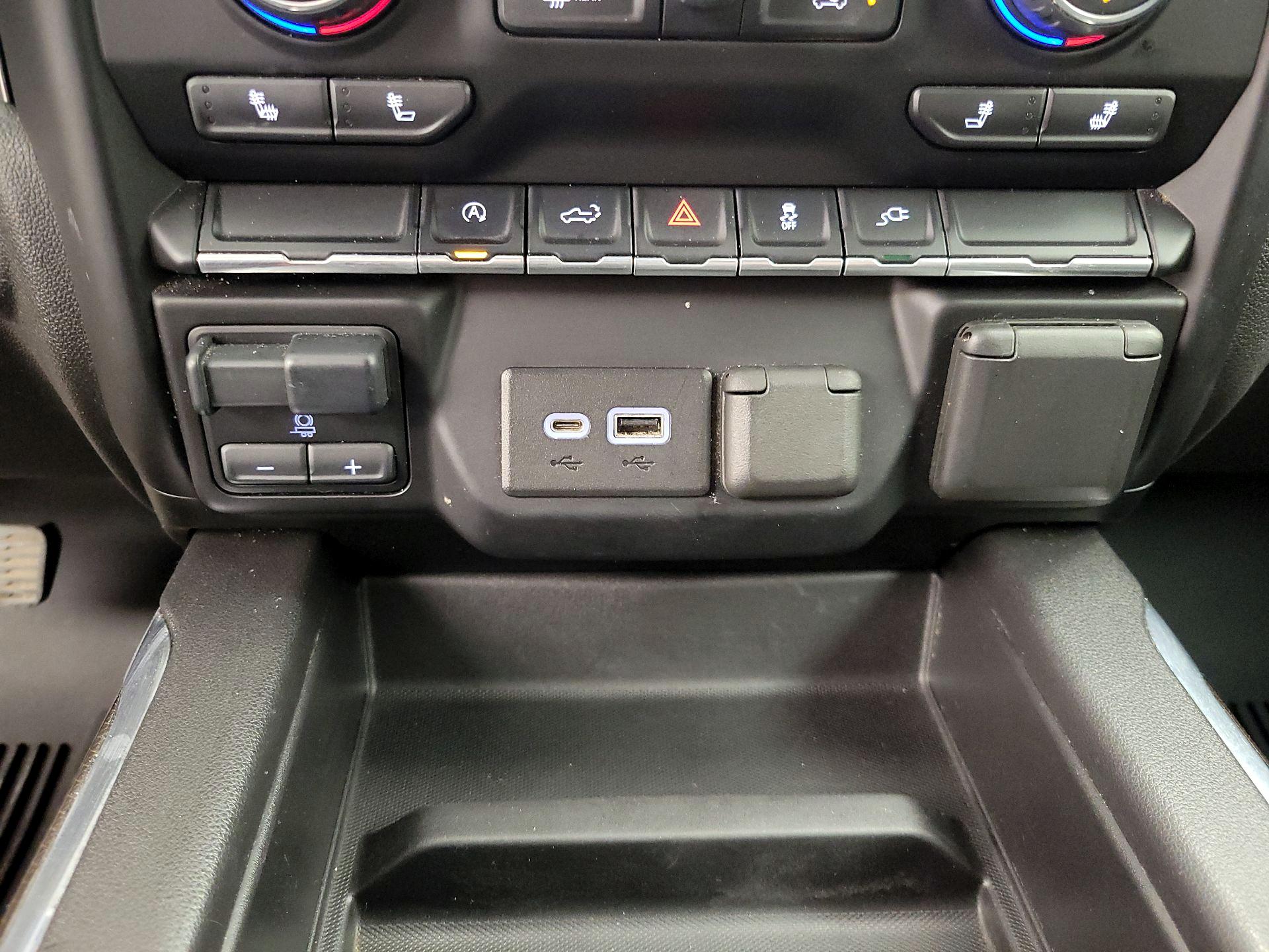Thumbnail: 2021 Chevrolet Silverado 1500 - 18