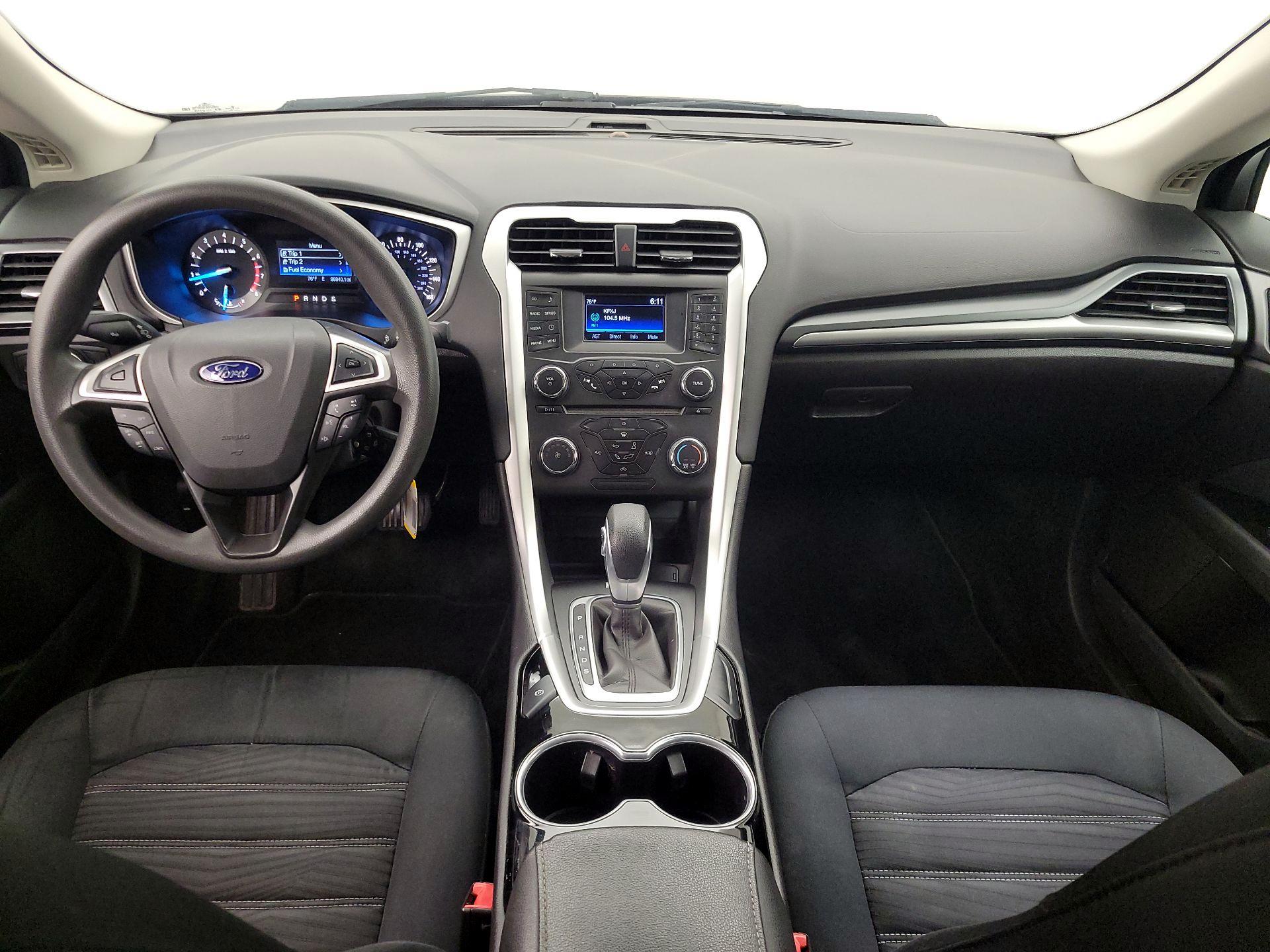 Thumbnail: 2016 Ford Fusion - 9