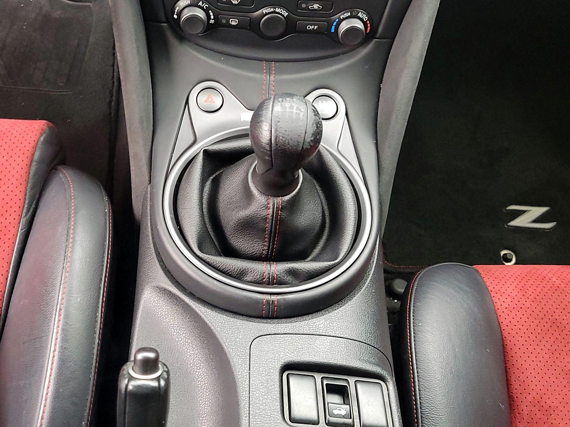 Thumbnail: 2020 Nissan Z - 18