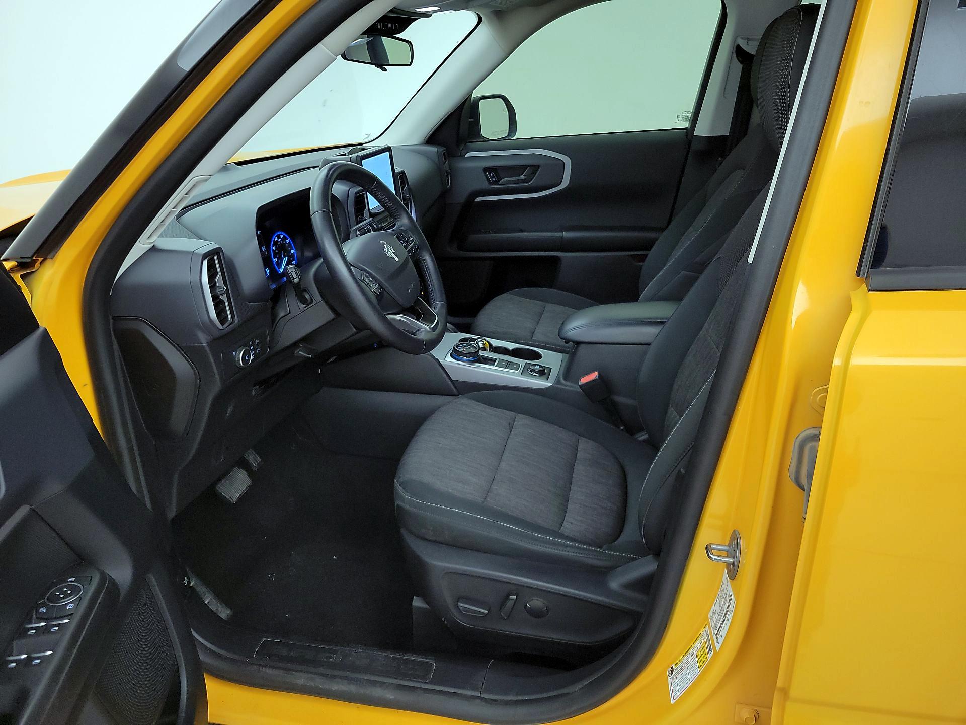 Thumbnail: 2022 Ford Bronco Sport - 11