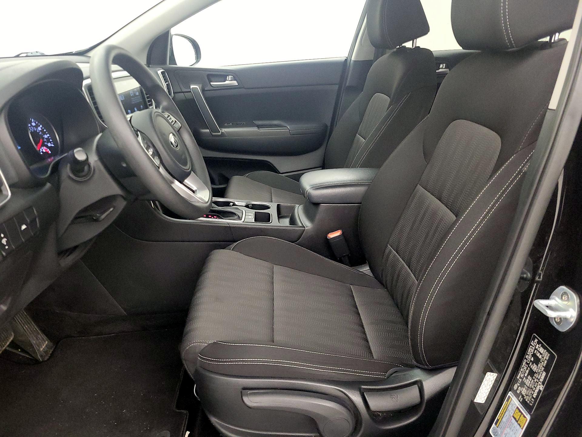 Thumbnail: 2020 Kia Sportage - 11