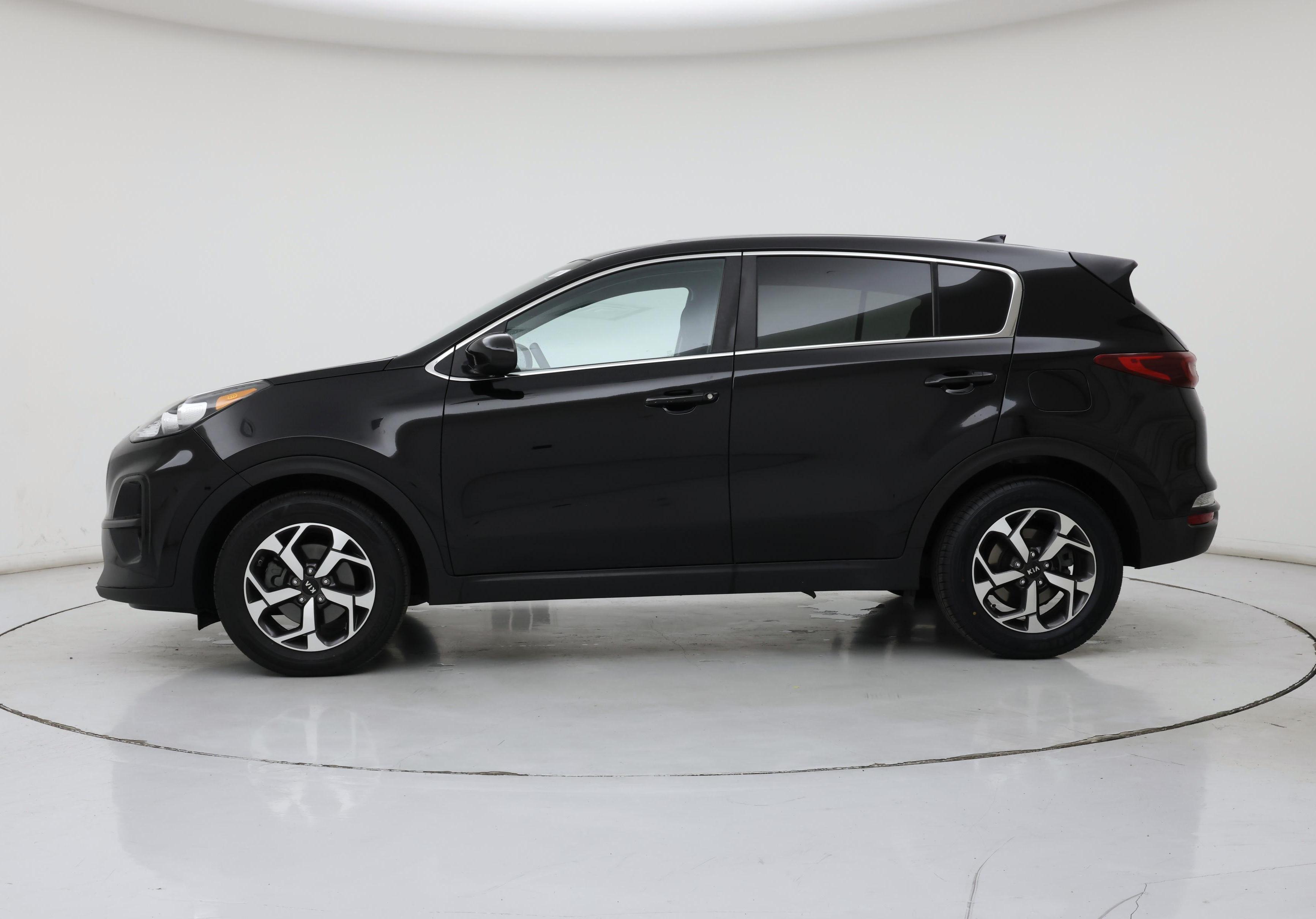 Thumbnail: 2020 Kia Sportage - 3