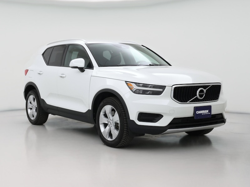 2020 Volvo XC40 T5 Momentum
