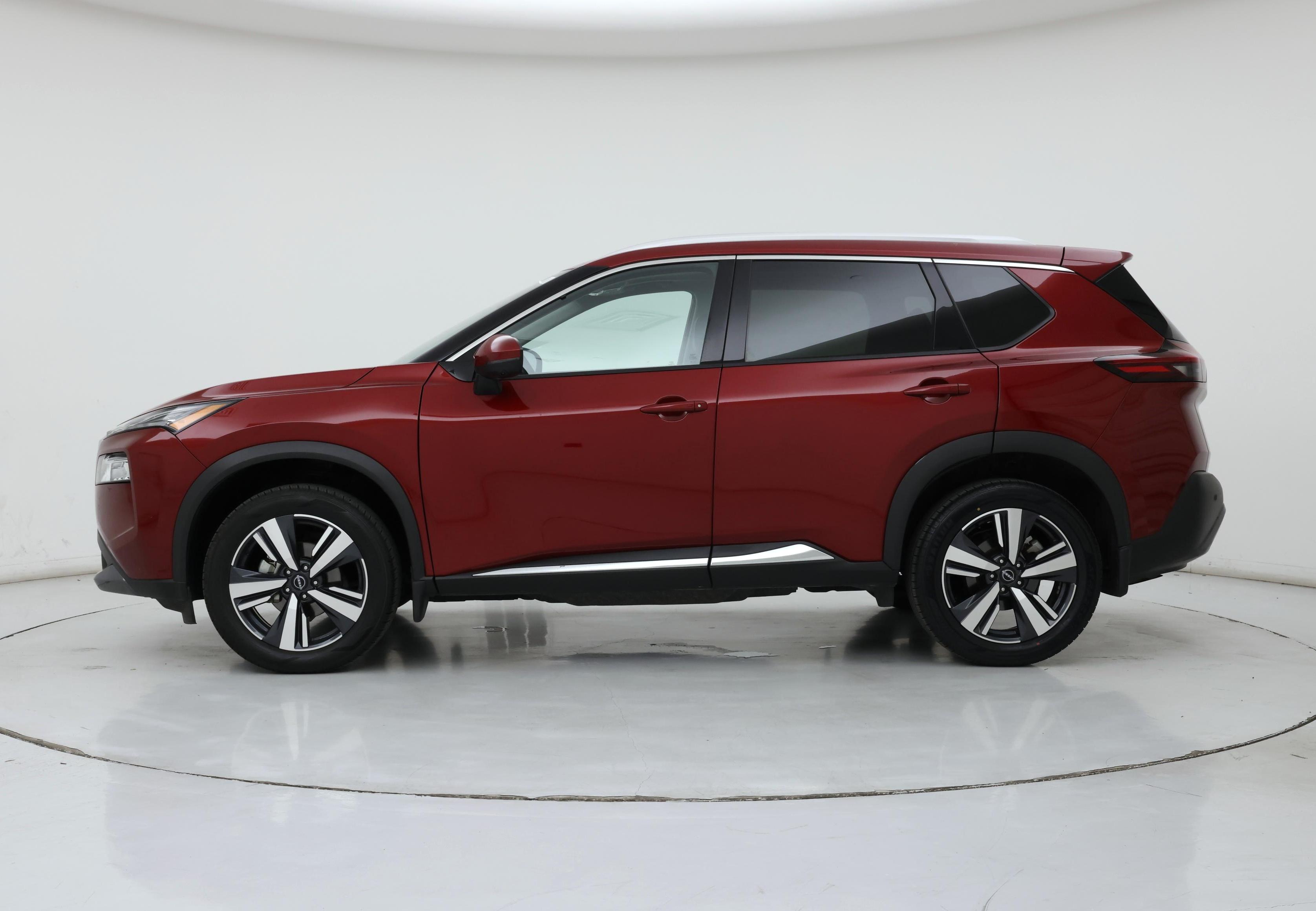 Thumbnail: 2022 Nissan Rogue - 3