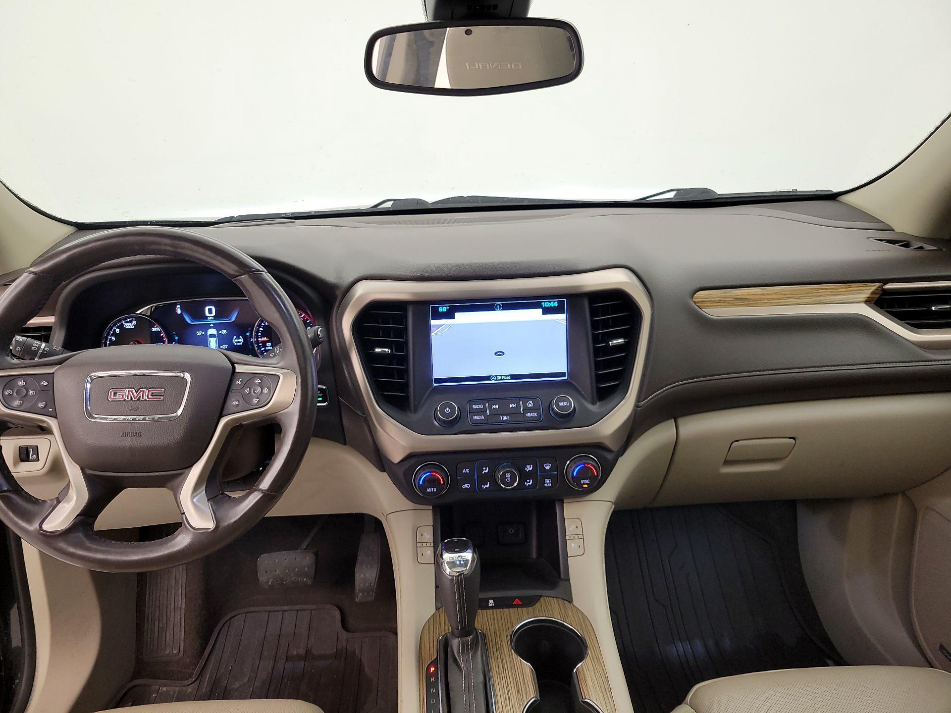 Thumbnail: 2017 GMC Acadia - 9