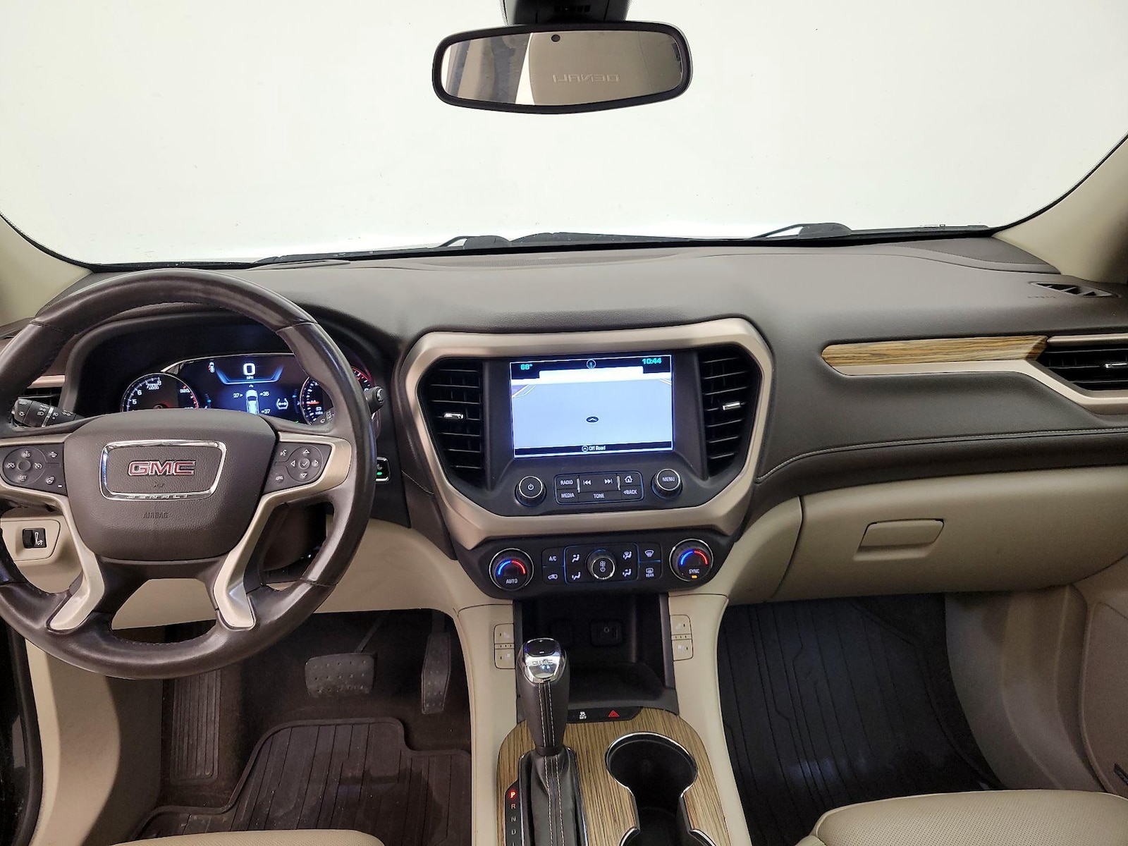 Photo 10