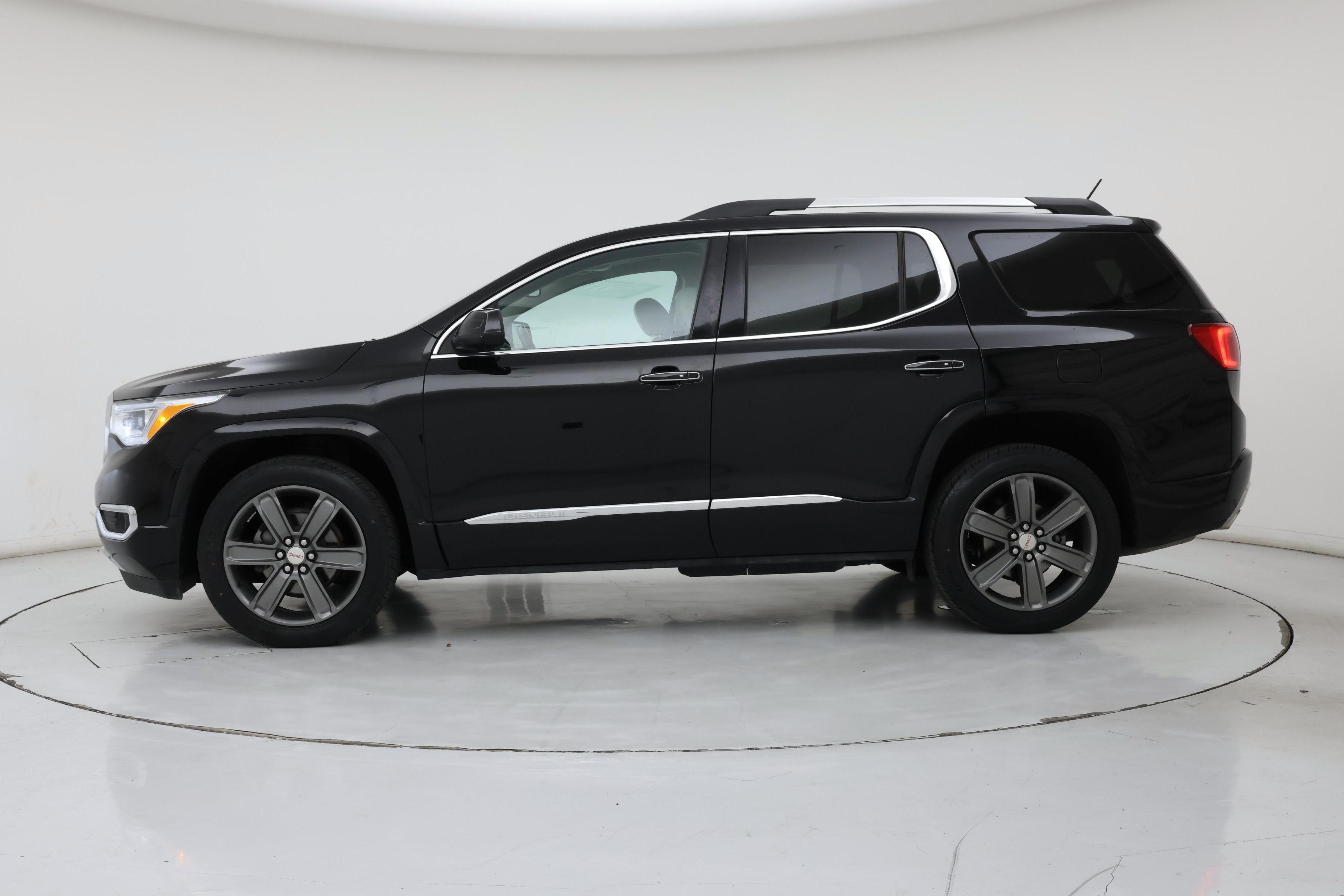 Thumbnail: 2017 GMC Acadia - 3