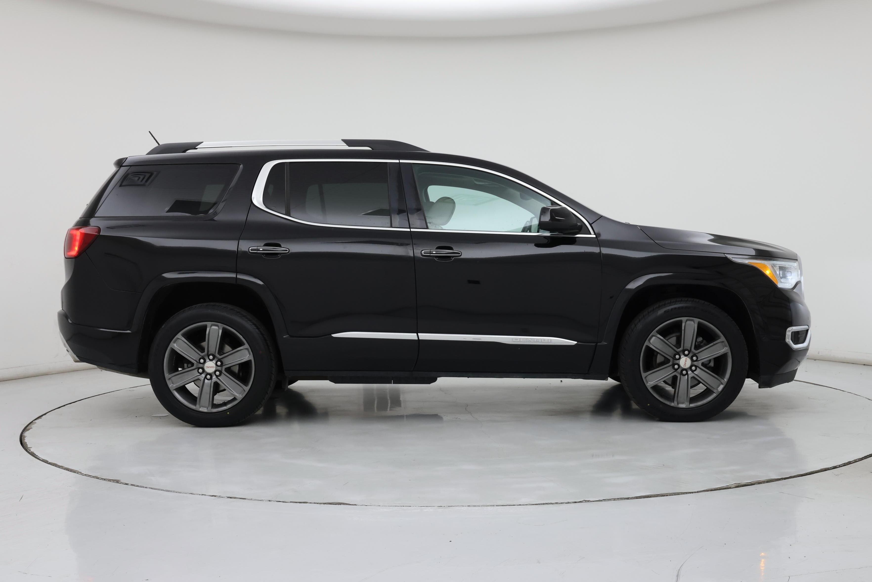 Thumbnail: 2017 GMC Acadia - 7