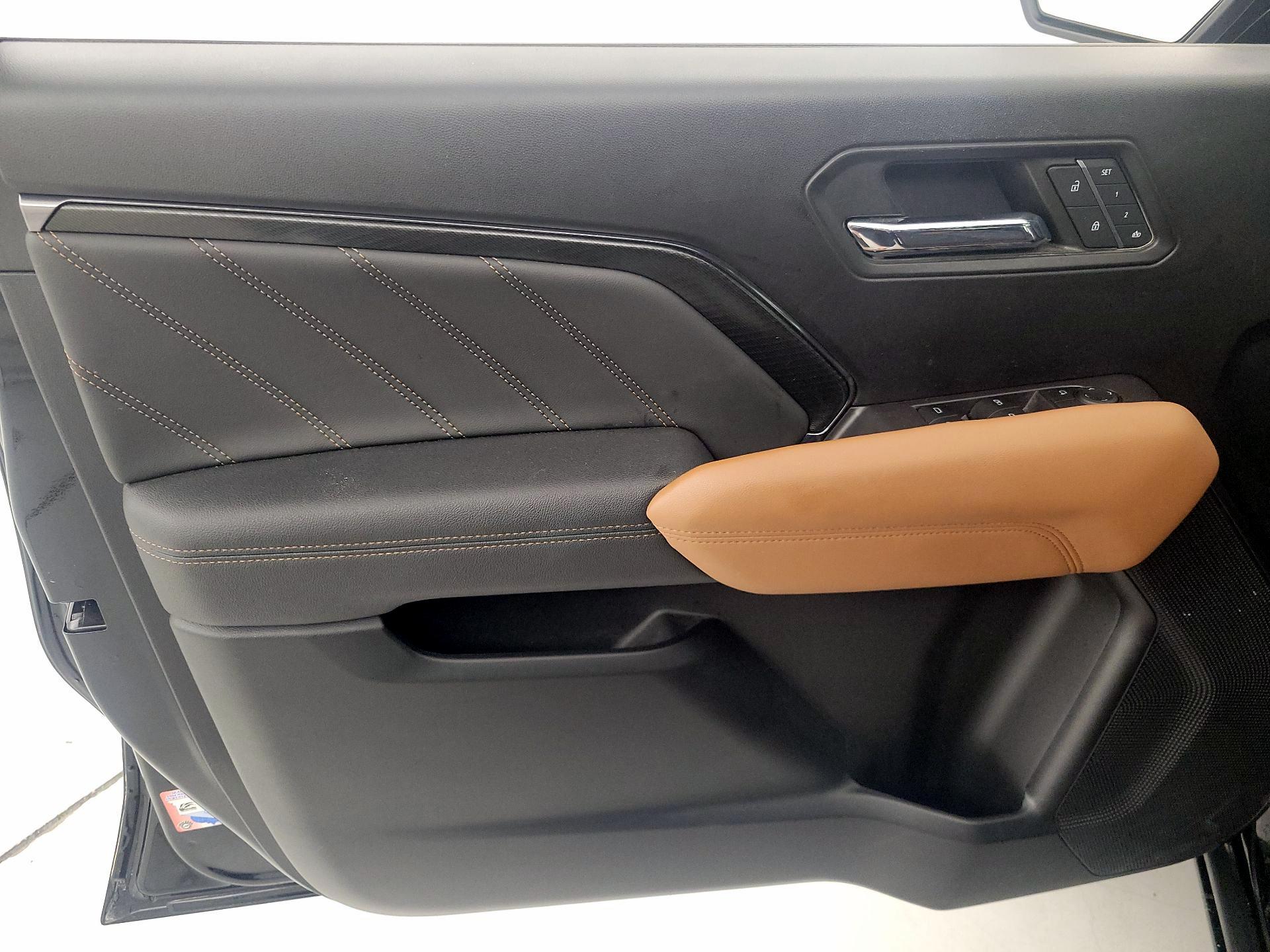 Thumbnail: 2023 GMC Canyon - 12