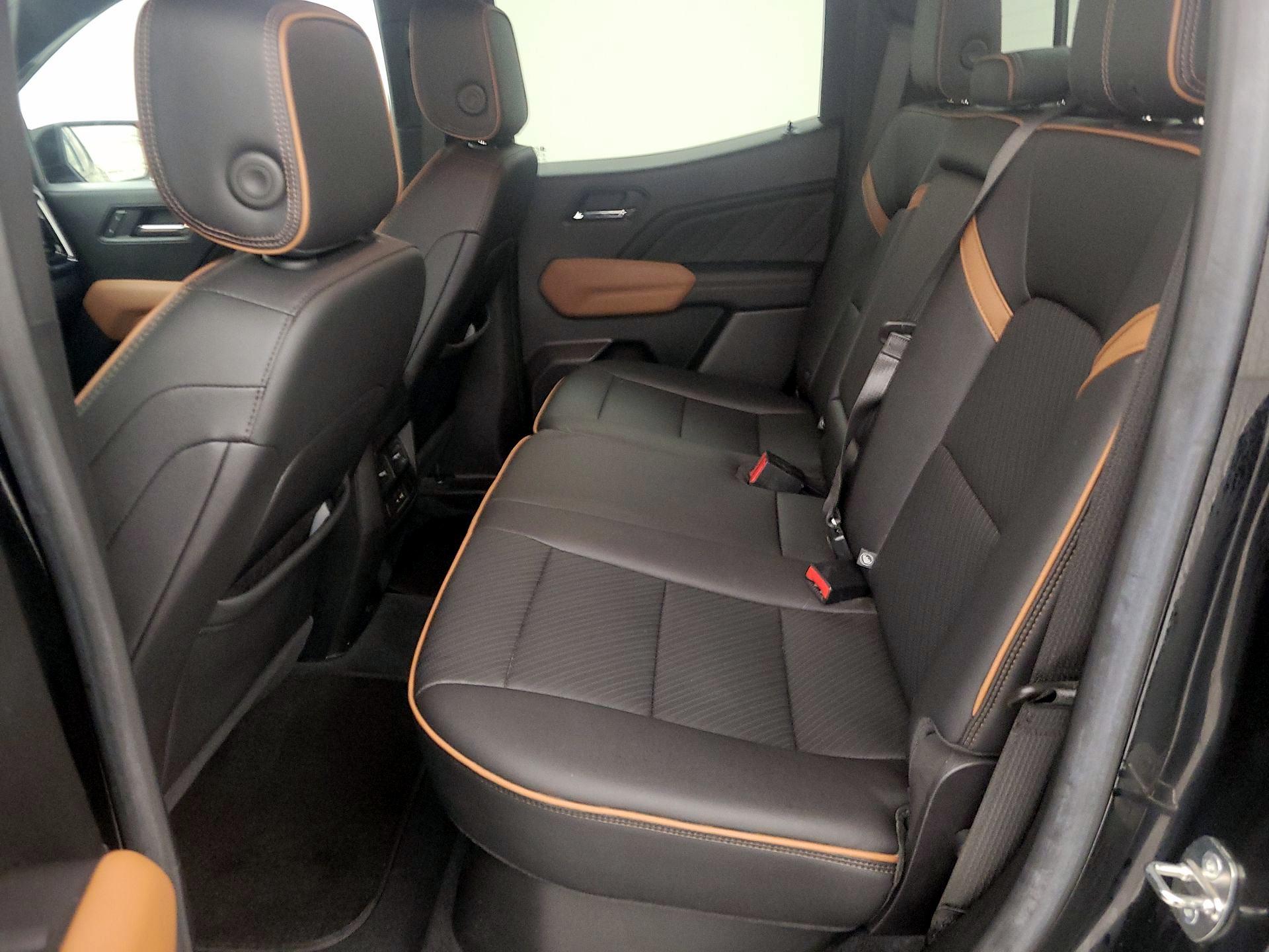 Thumbnail: 2023 GMC Canyon - 19