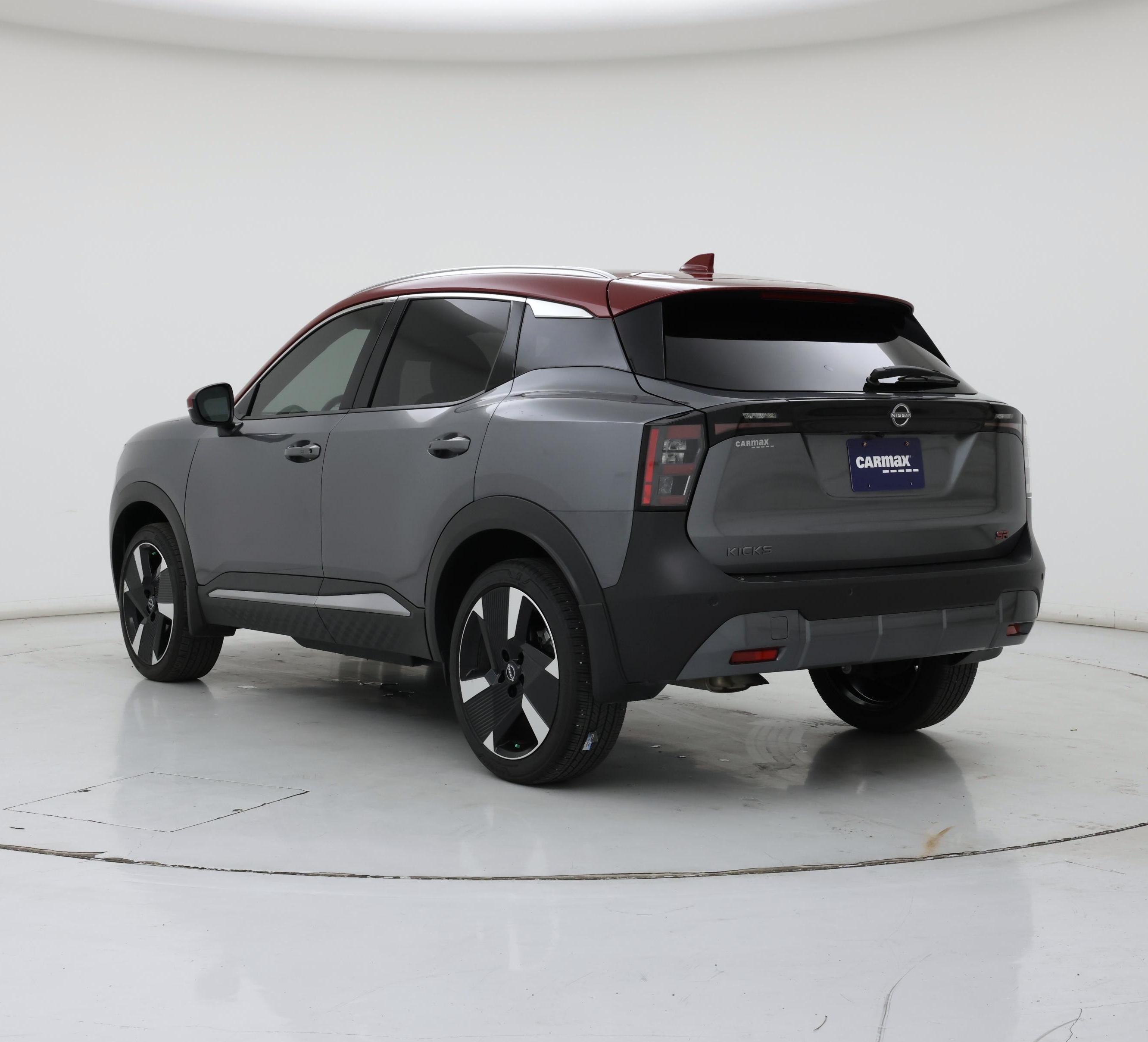 Thumbnail: 2025 Nissan Kicks - 2