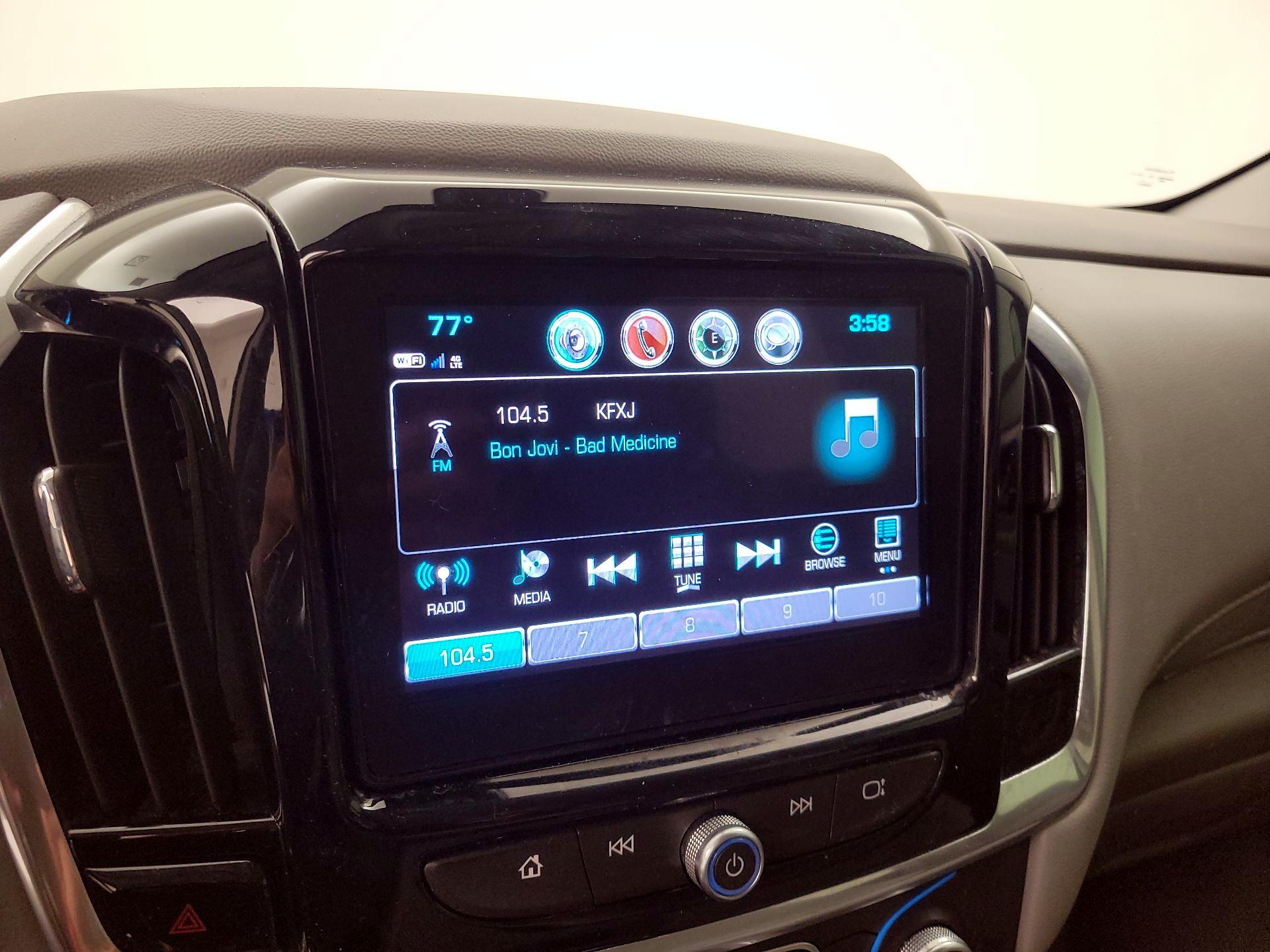 Thumbnail: 2018 Chevrolet Traverse - 15