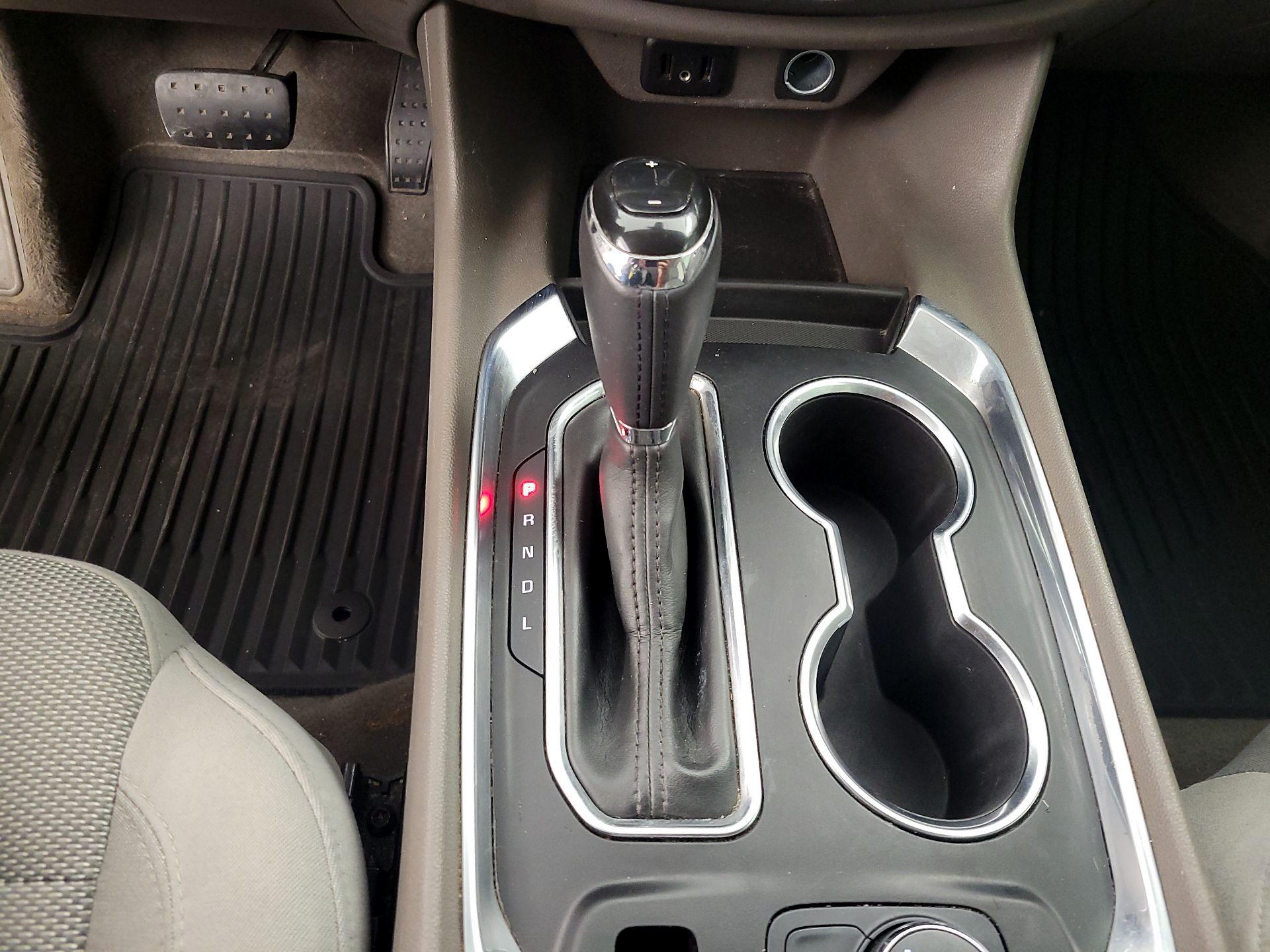 Thumbnail: 2018 Chevrolet Traverse - 17