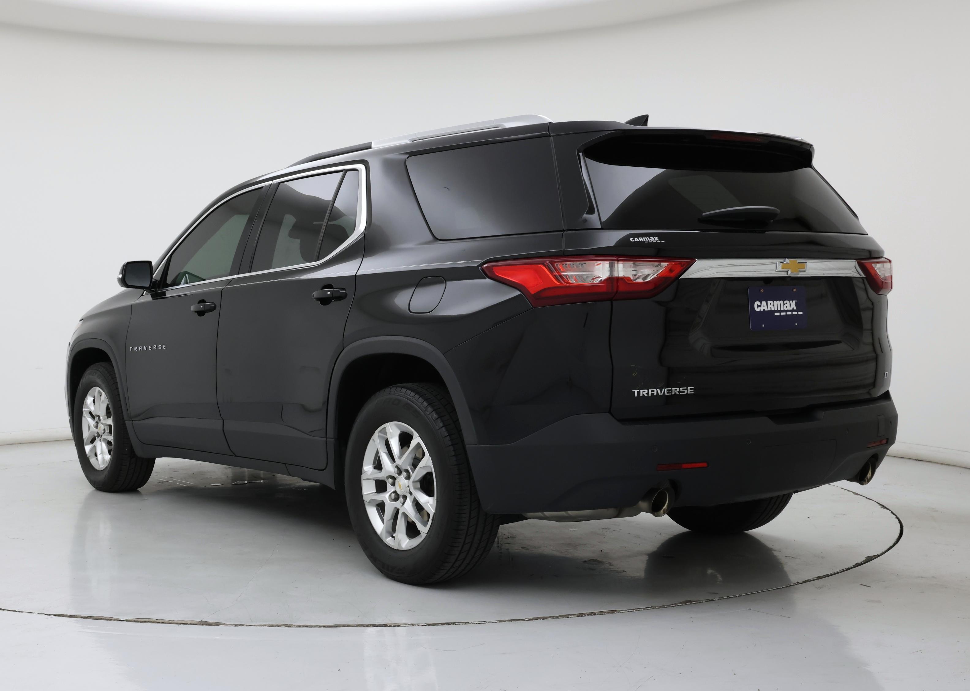 Thumbnail: 2018 Chevrolet Traverse - 2