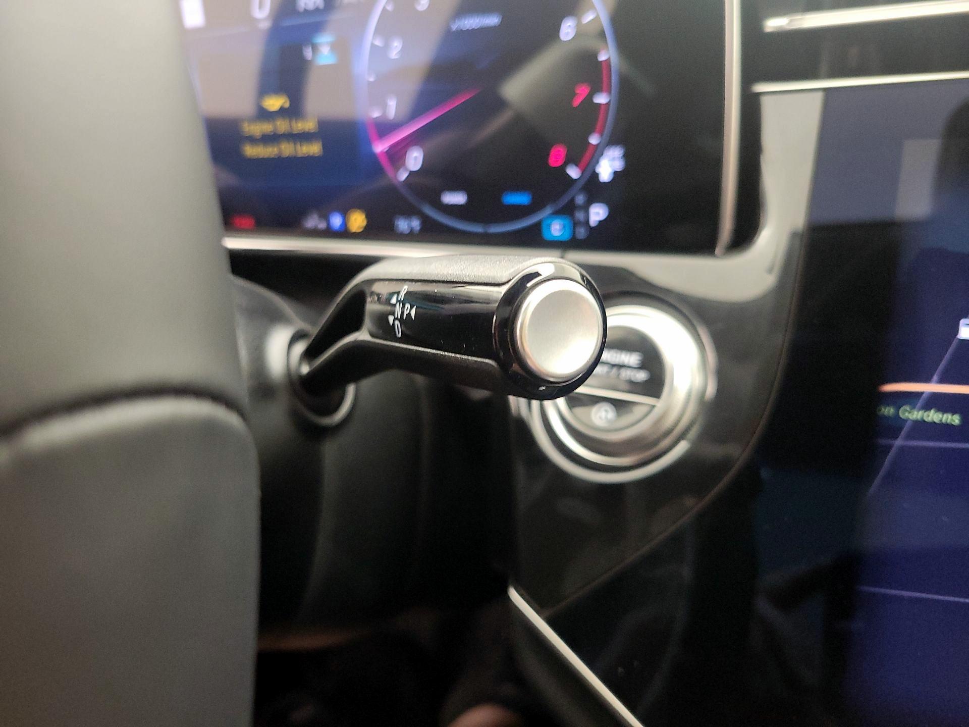 Thumbnail: 2025 Mercedes-Benz E-Class - 18