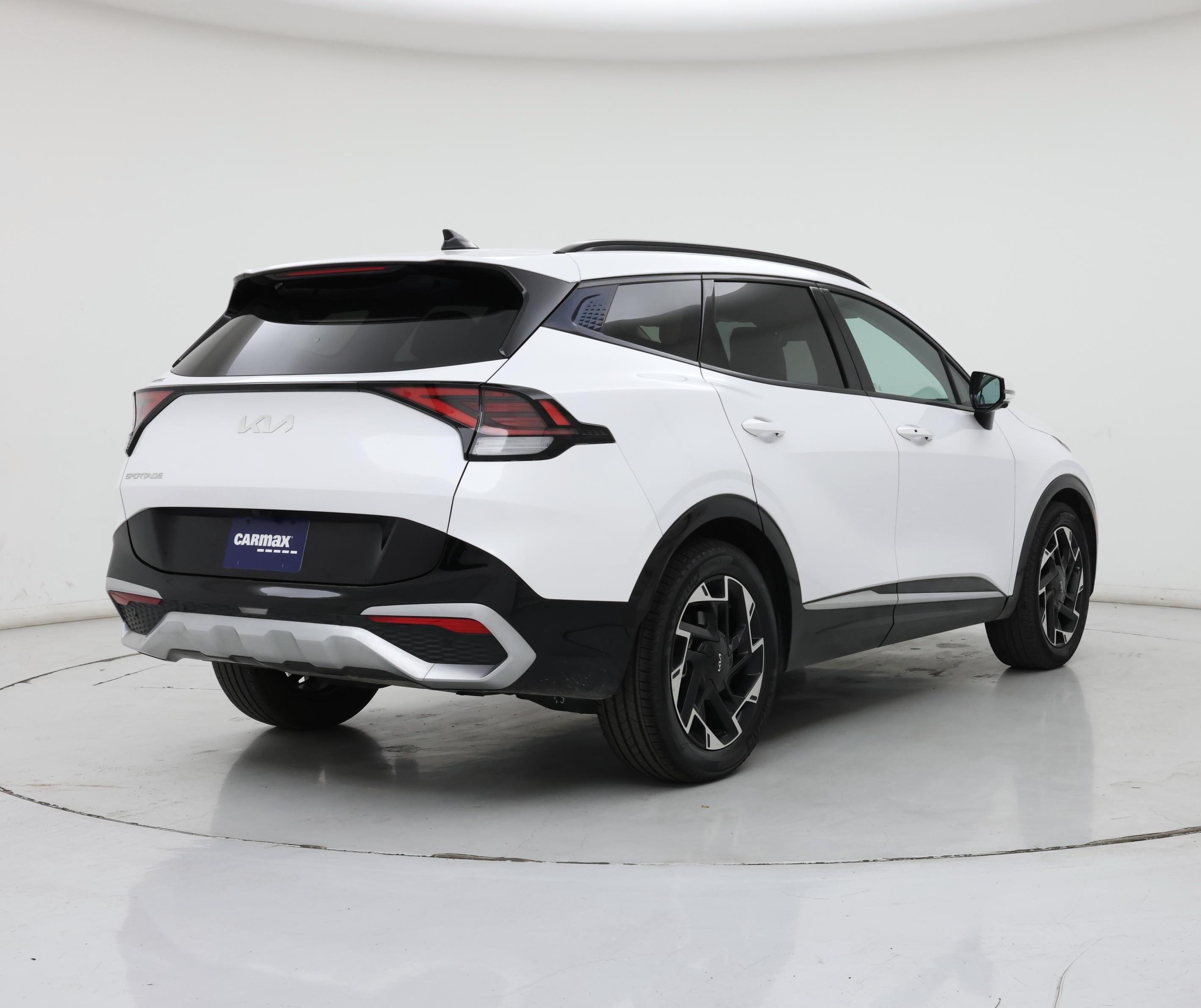 Thumbnail: 2023 Kia Sportage - 8
