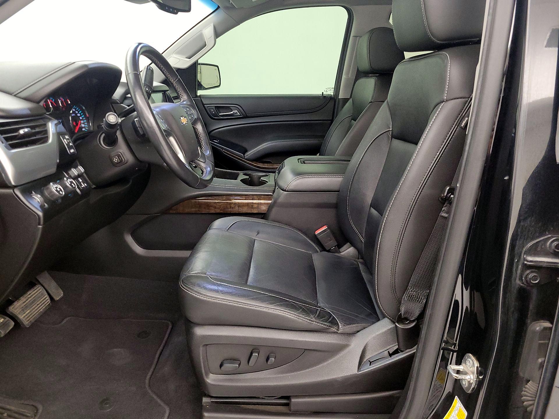 Thumbnail: 2019 Chevrolet Tahoe - 11