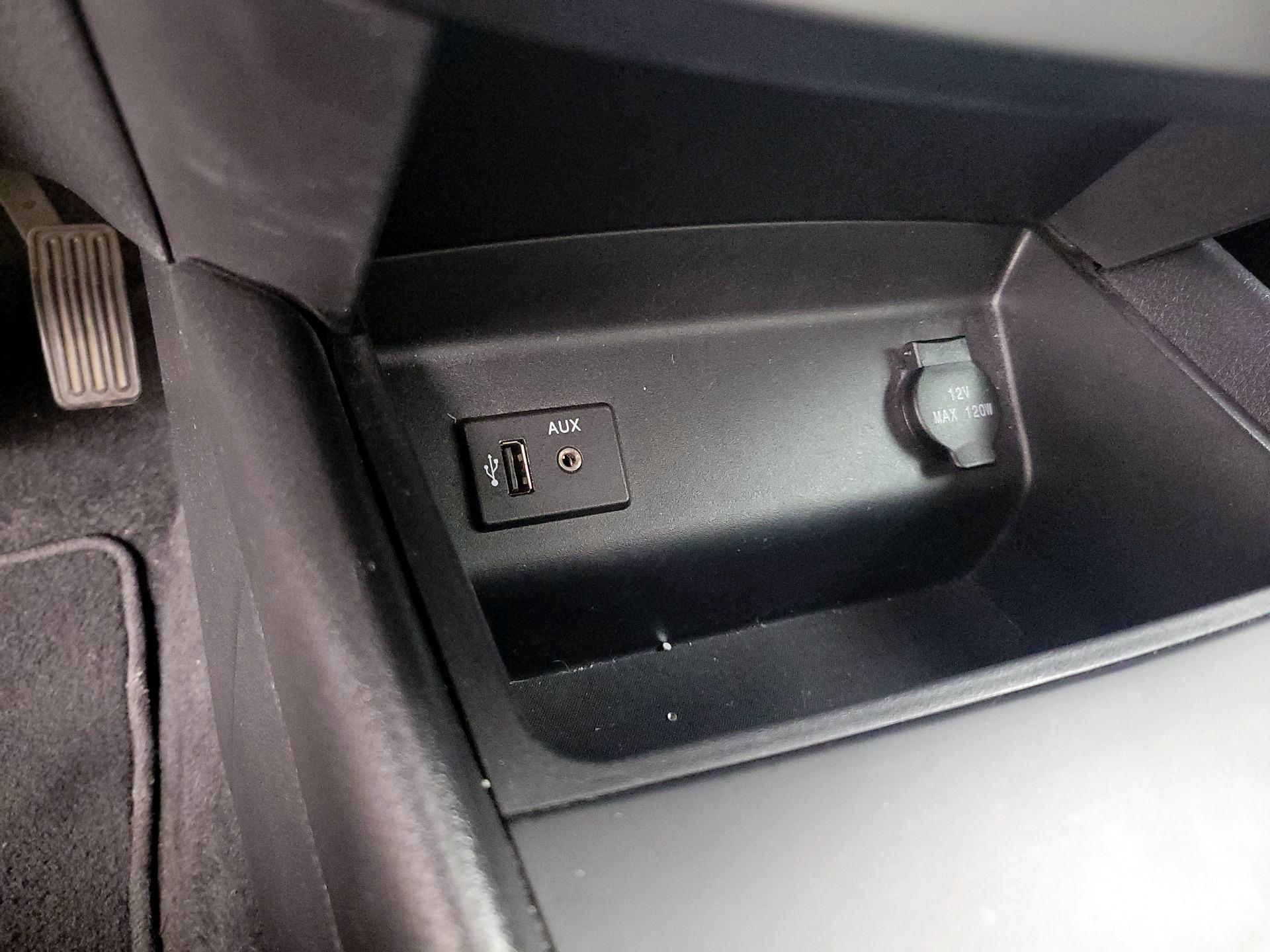 Thumbnail: 2016 Nissan Altima - 18