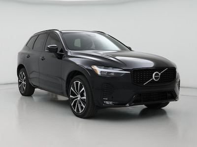 2023 Volvo XC60 B5 Plus Dark Theme