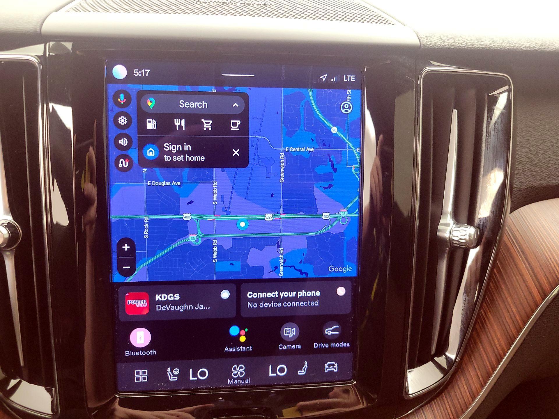 Thumbnail: 2023 Volvo XC60 - 14